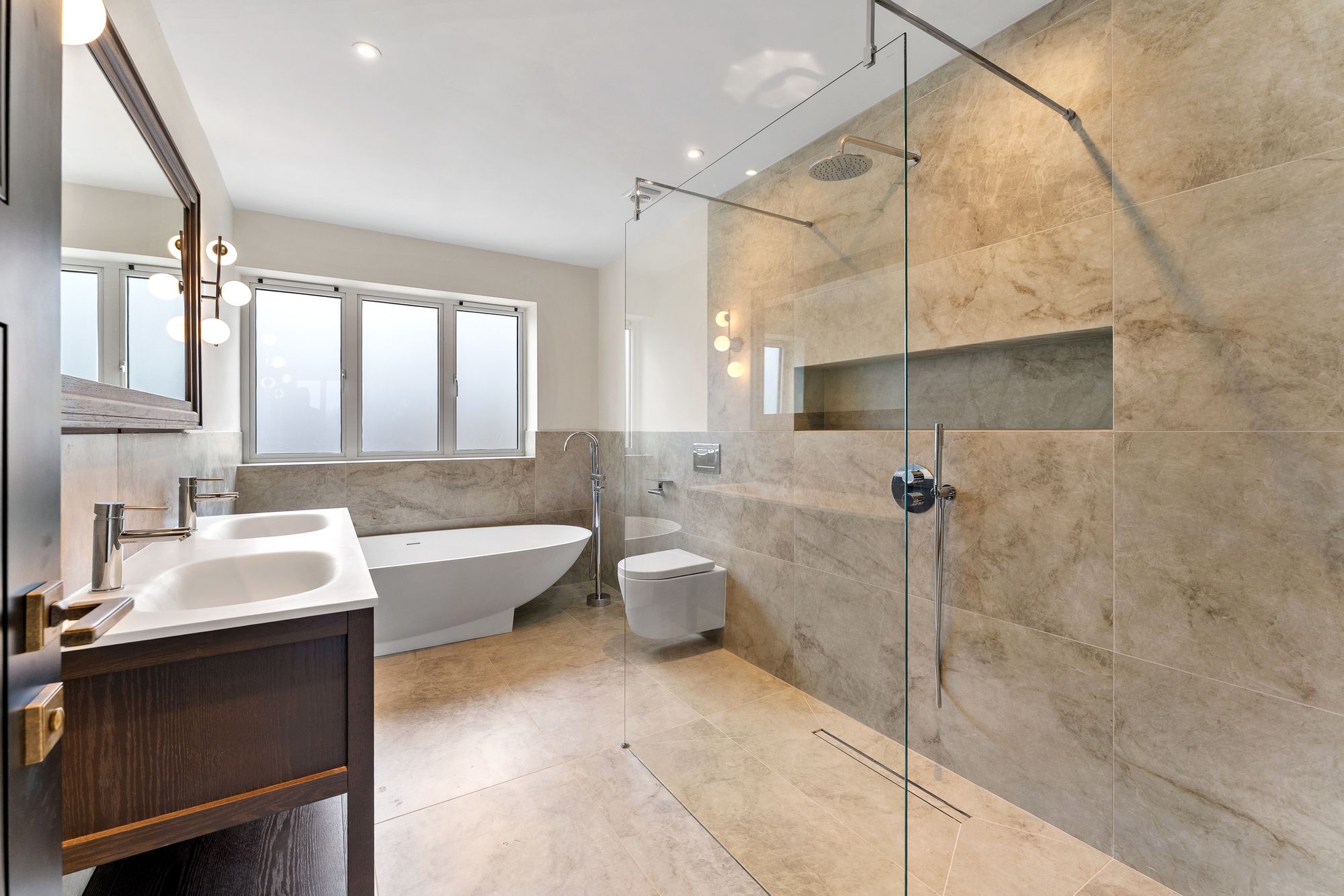 Eaton Road, Dentons Green, WA10