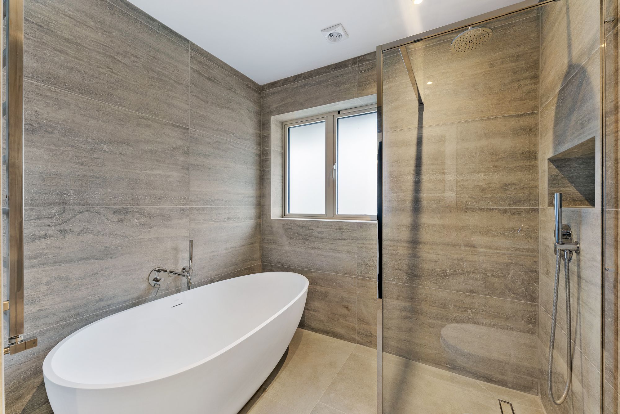 Eaton Road, Dentons Green, WA10