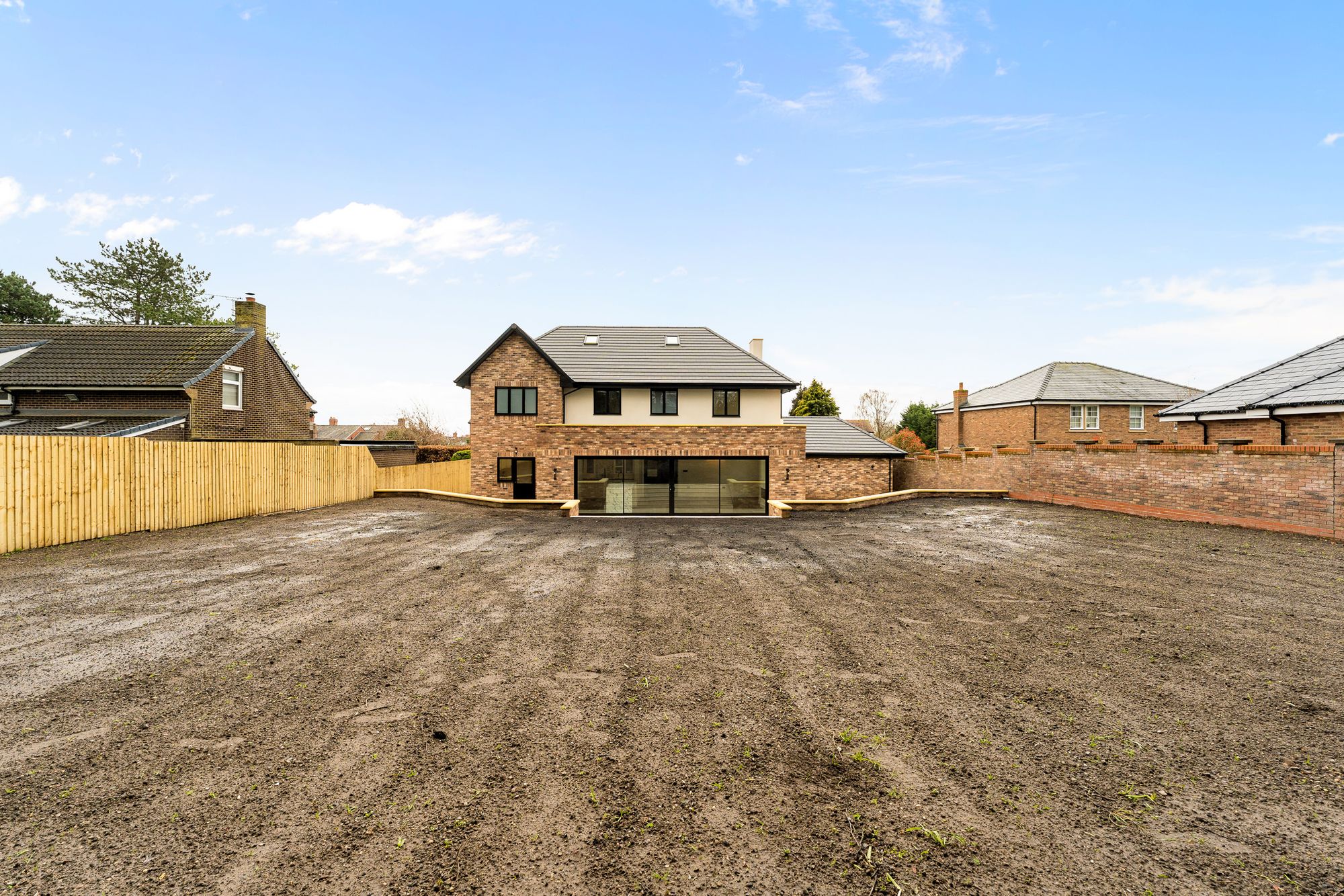 Eaton Road, Dentons Green, WA10