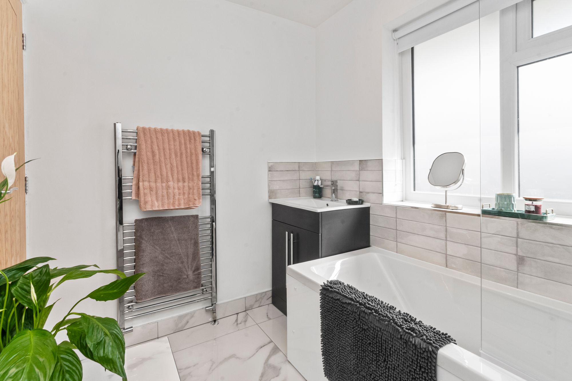 Ronaldsway, Halewood, L26