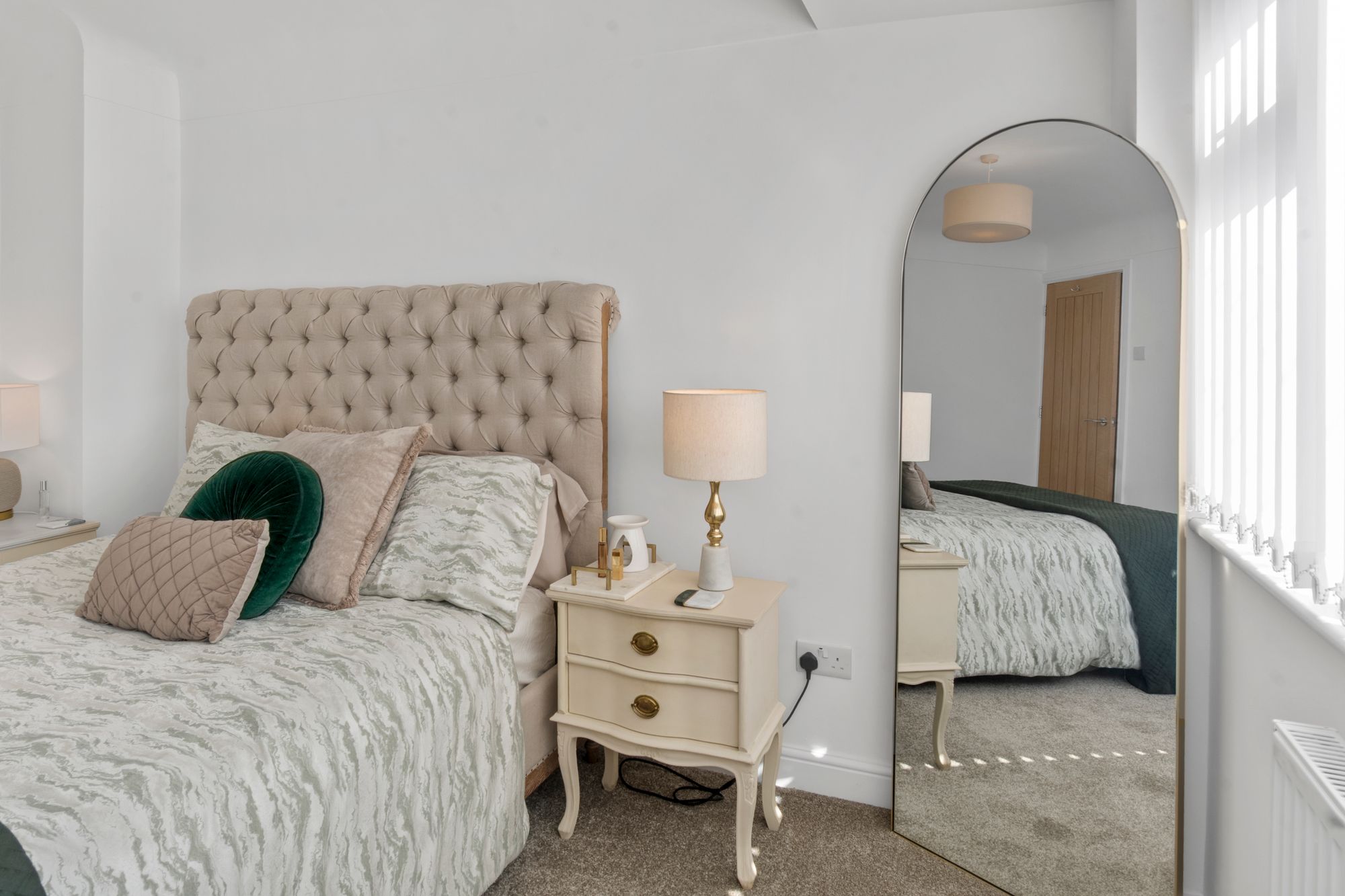 Ronaldsway, Halewood, L26