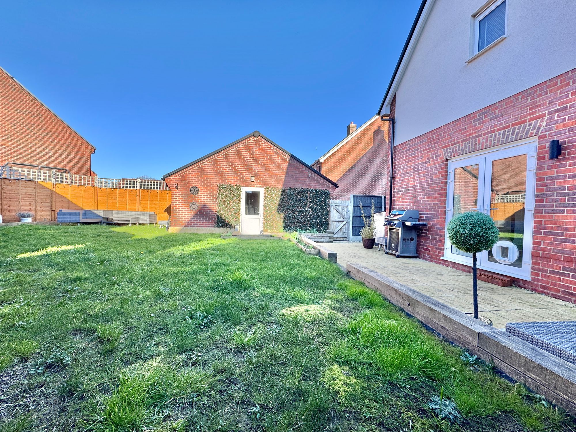 47 Troon Road, Botley