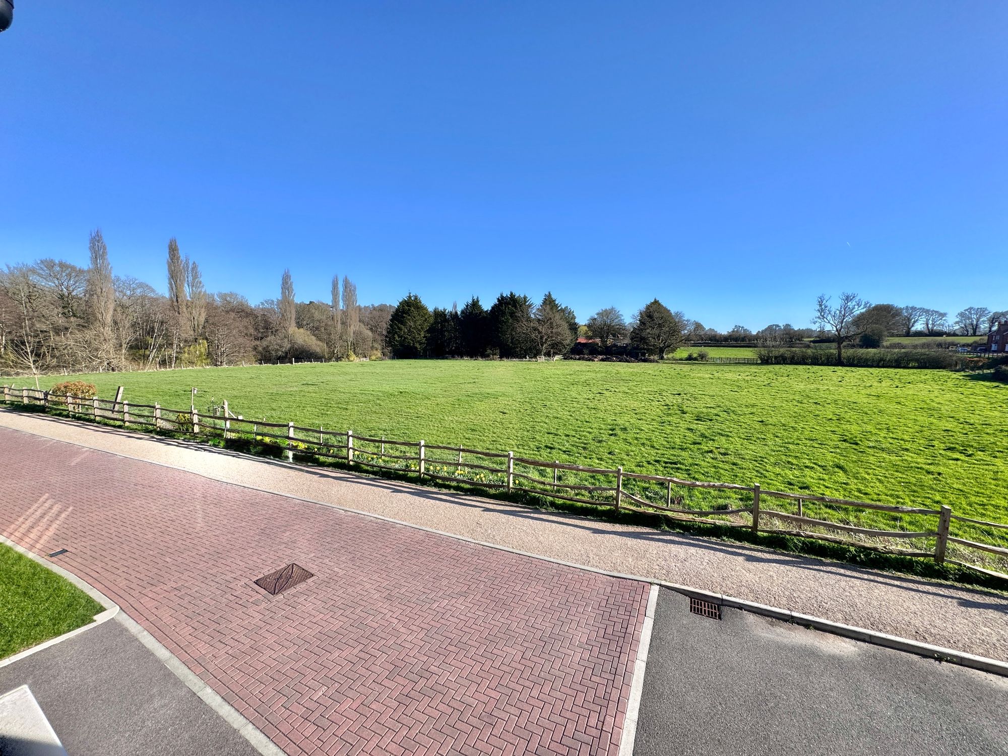 47 Troon Road, Botley
