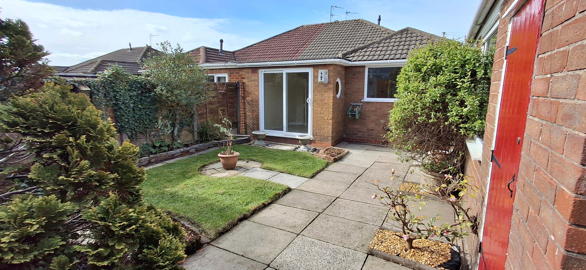 Oakdale Drive, Manchester