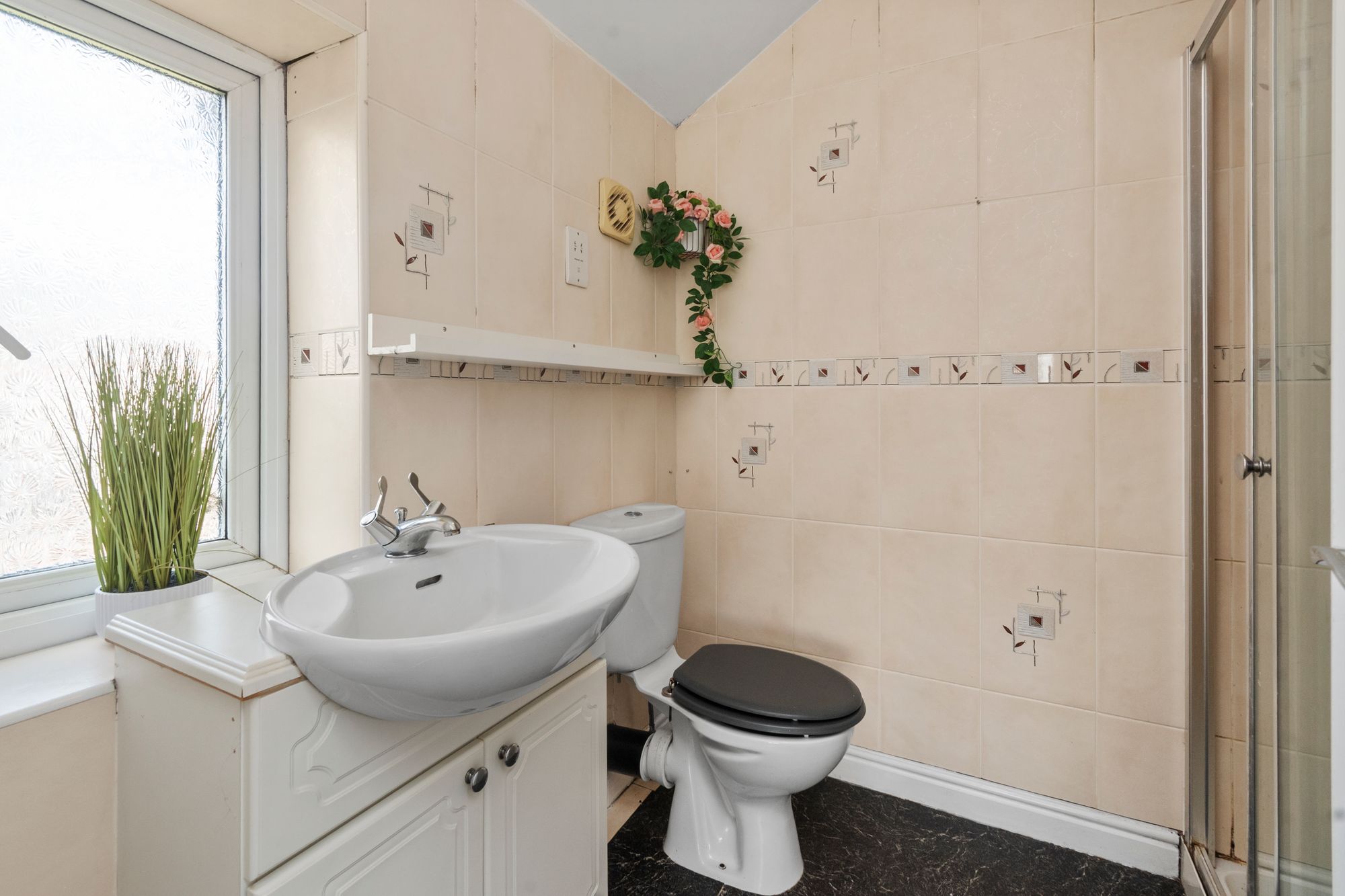 Ivy Road, Warrington