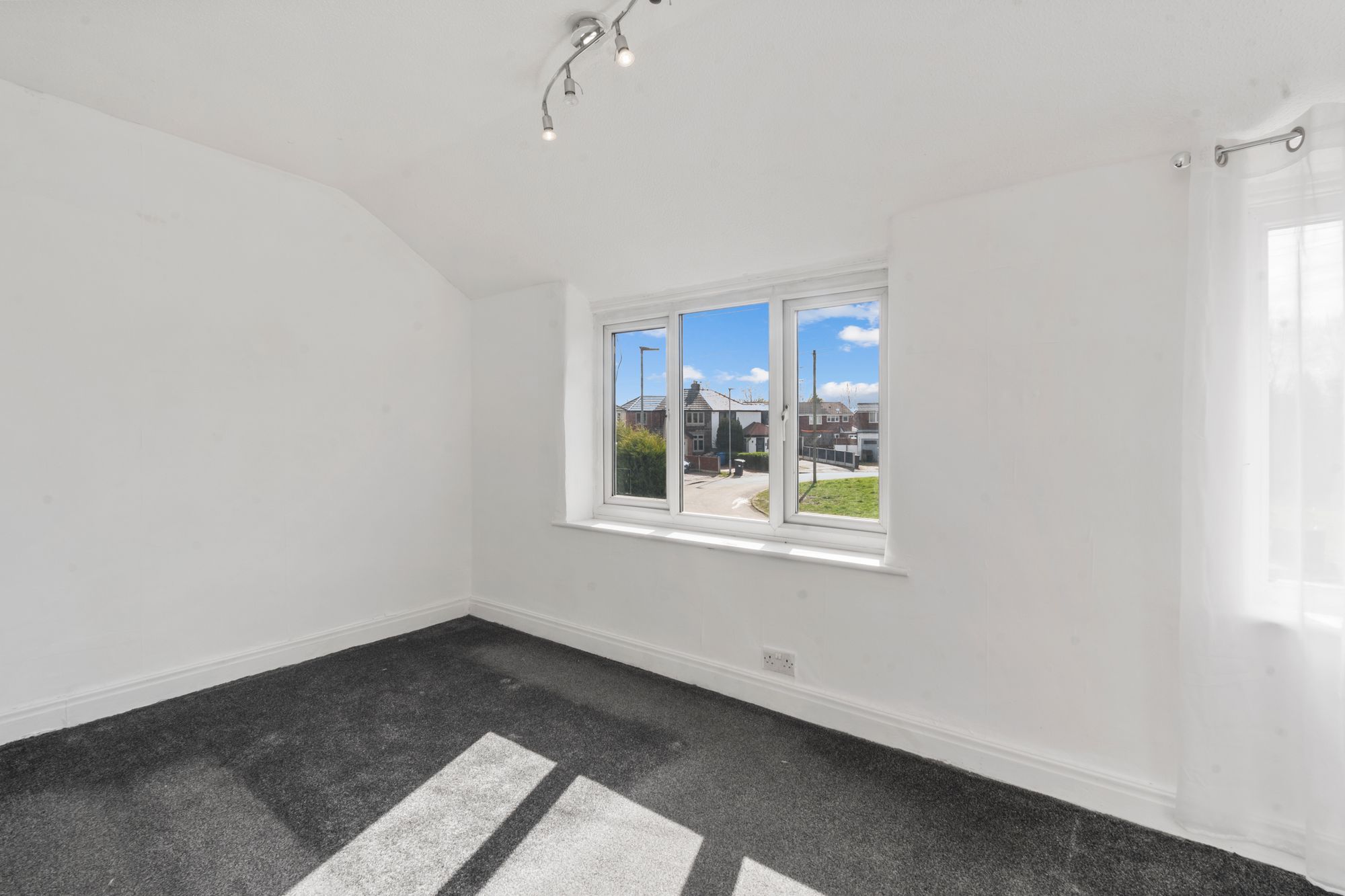 Ivy Road, Warrington