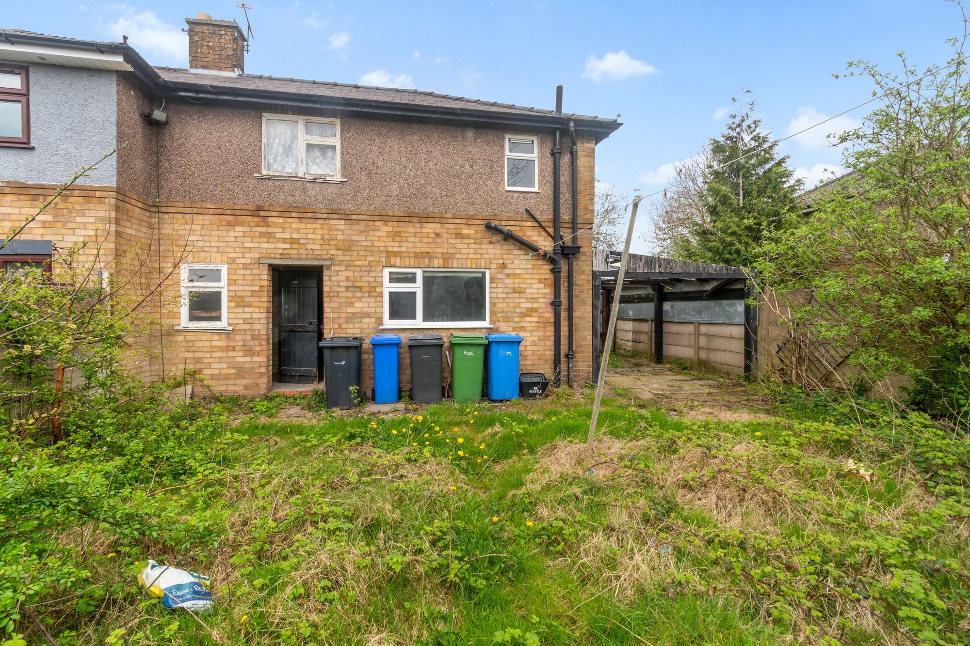 Poplars Avenue, Warrington
