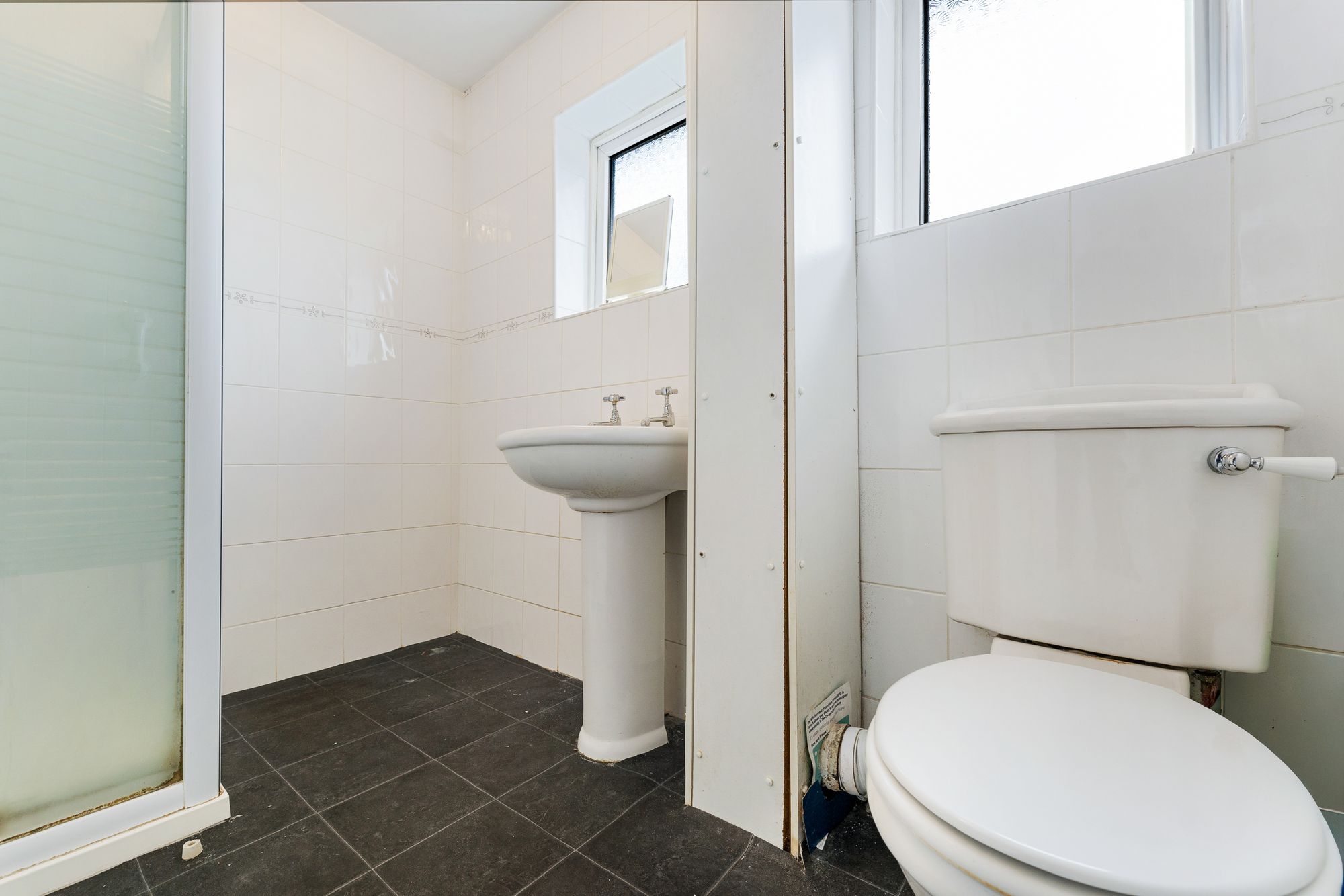 Black Dentons Place, Widnes