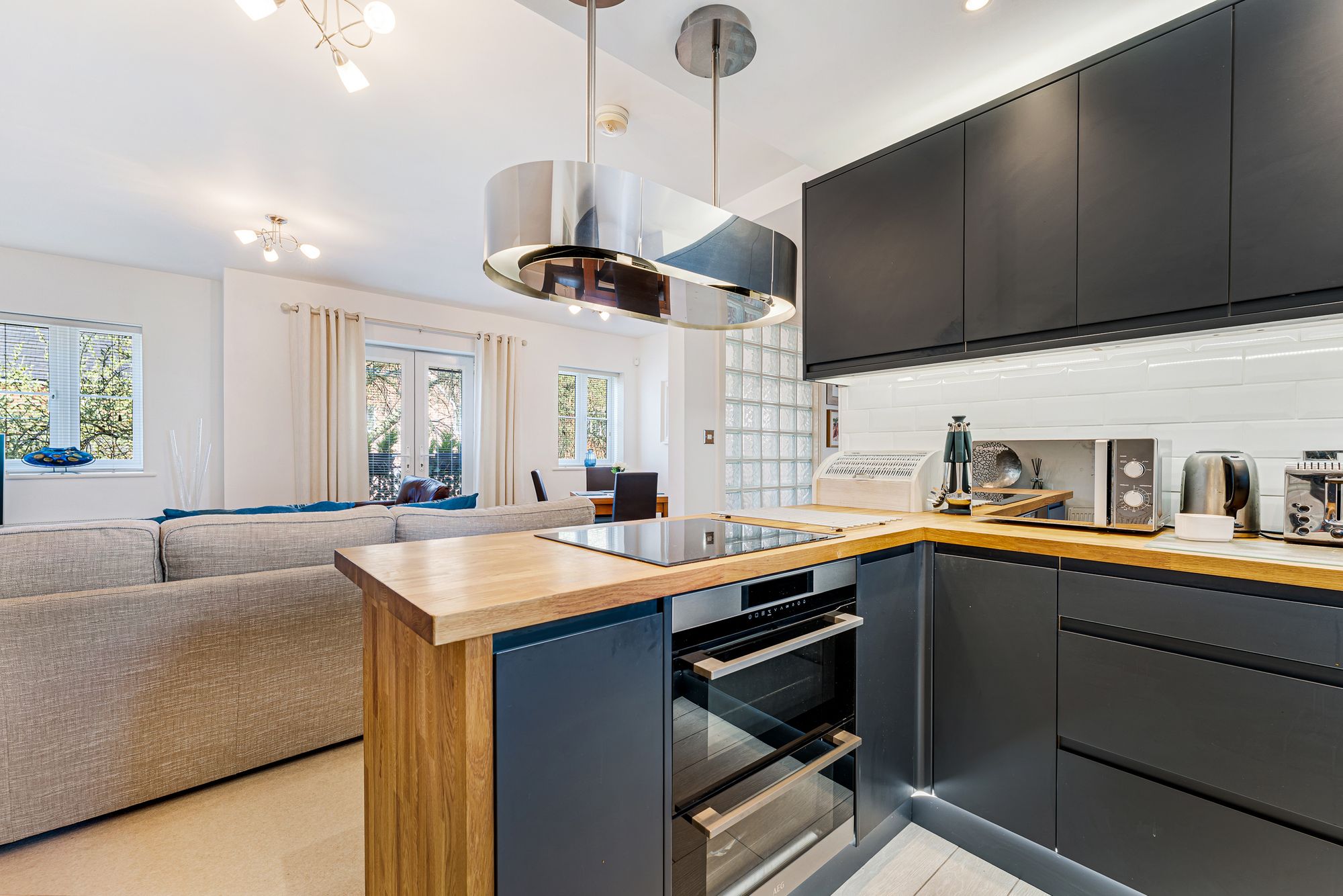 Lindisfarne Court, Widnes