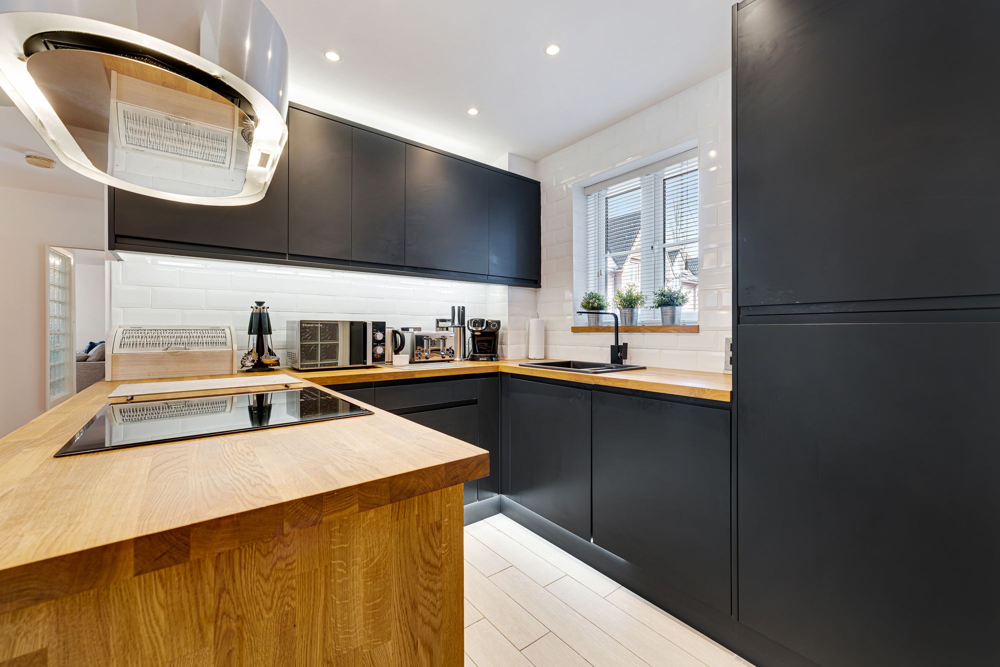 Lindisfarne Court, Widnes