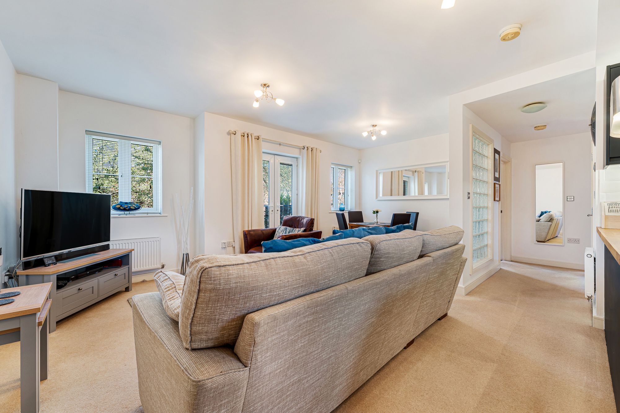 Lindisfarne Court, Widnes