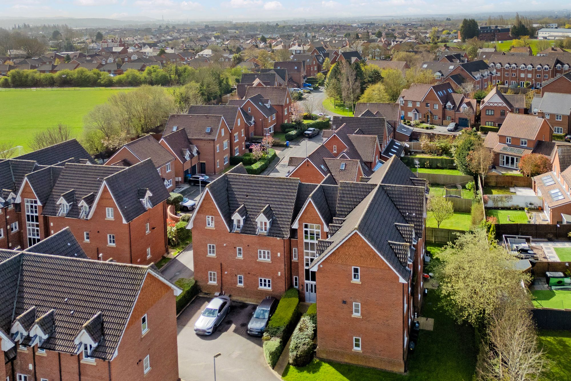 Lindisfarne Court, Widnes