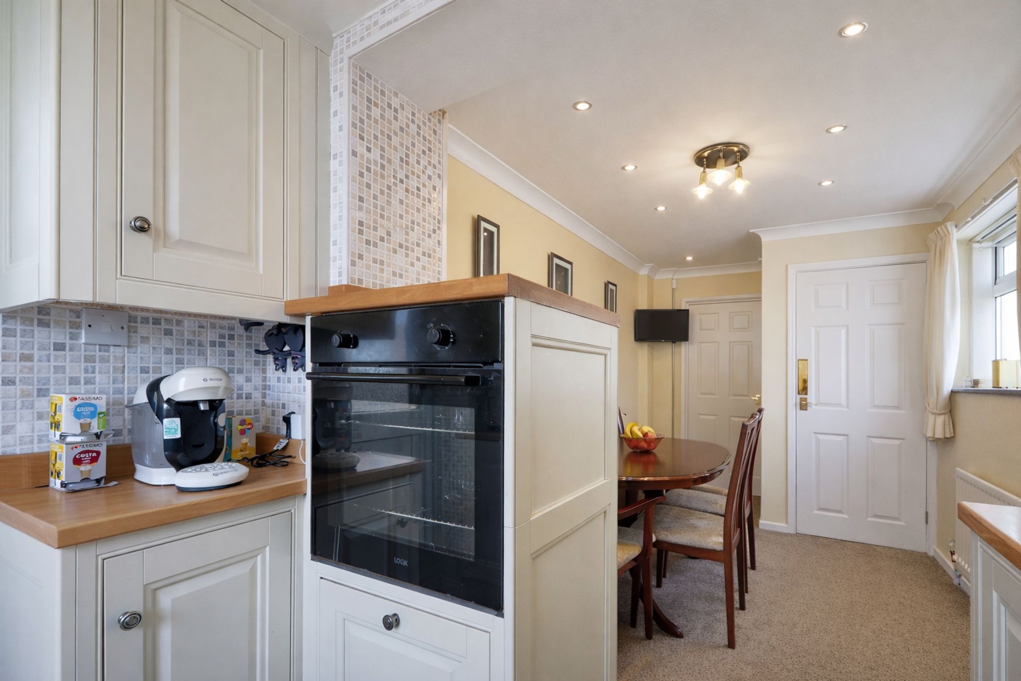 CI8SmbFXLEGEDViWJ3DpgA