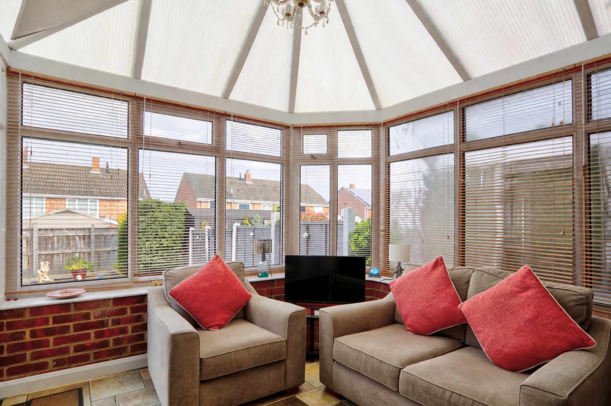 kuiXacD5aUyMyGYTOmj53Q