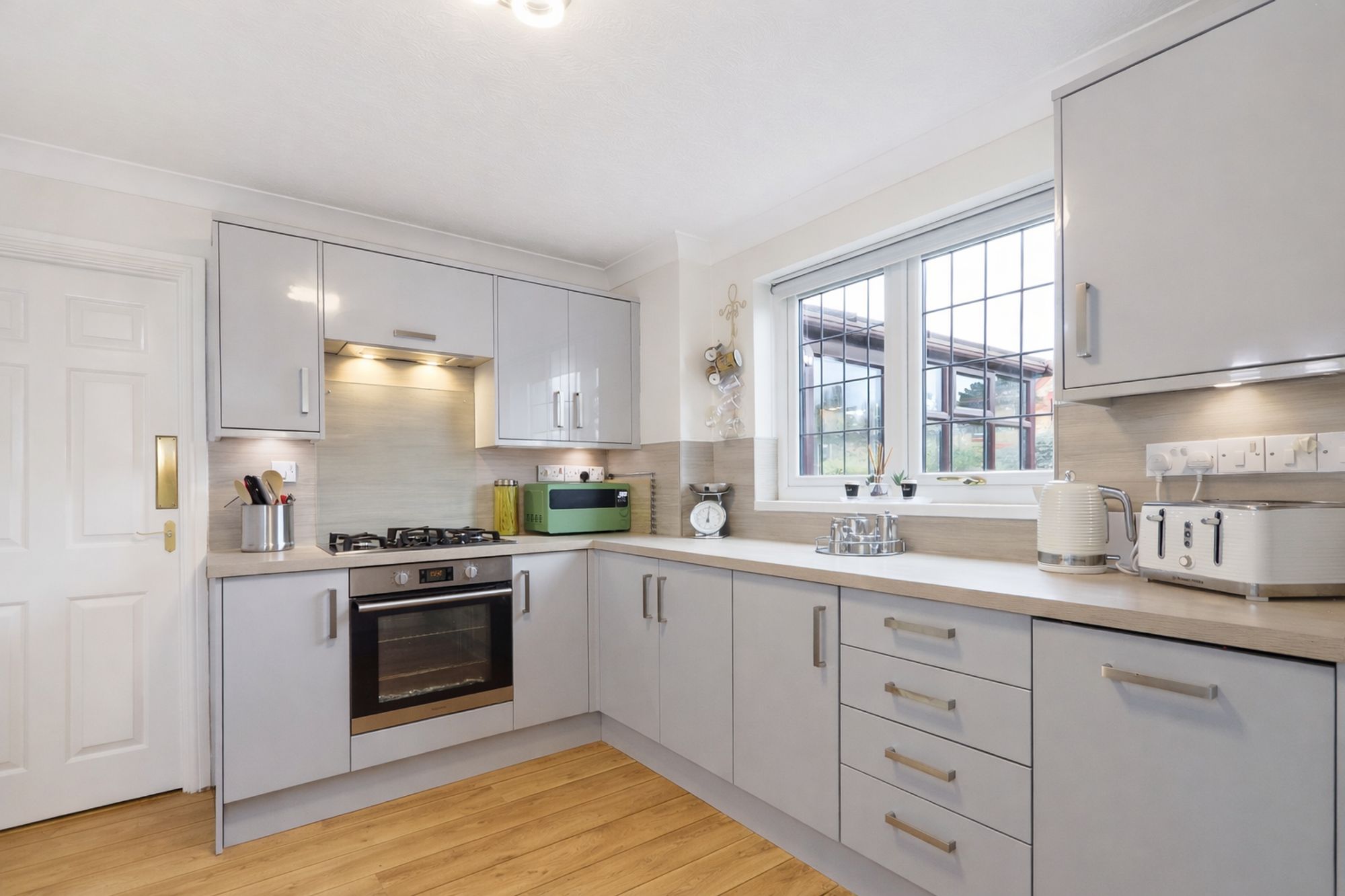 e5bf3a01-76f9-46dc-8a36-0118942897e7