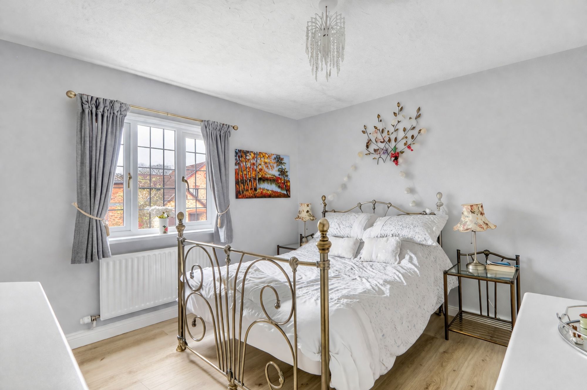 b0e1de41-0e66-45c5-aef0-12fdb6472e2e