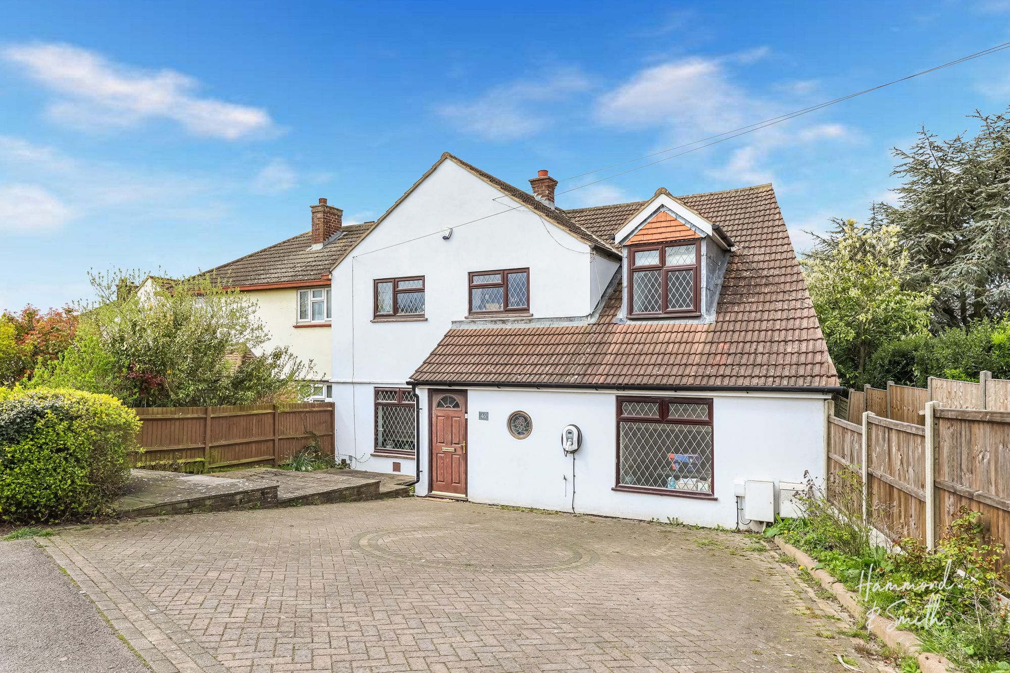 Shaftesbury Road, Epping, CM16