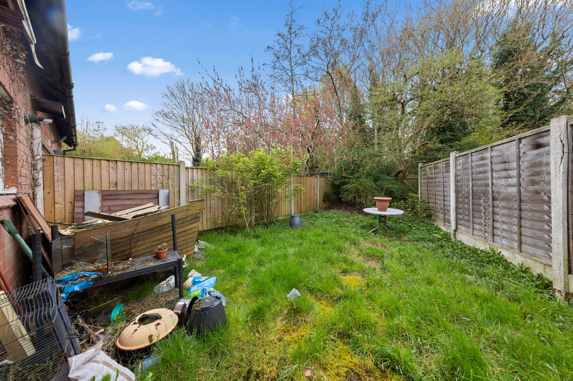 Gregory Close, Warrington