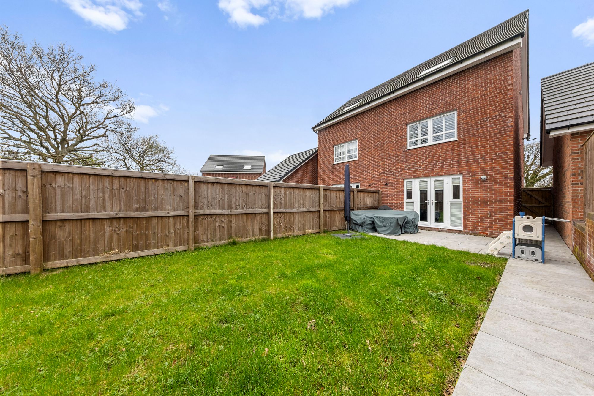 Cortland Gardens, Warrington