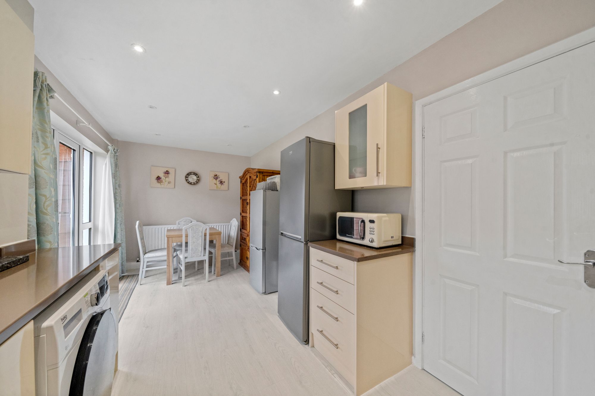 Glastonbury Avenue, Warrington