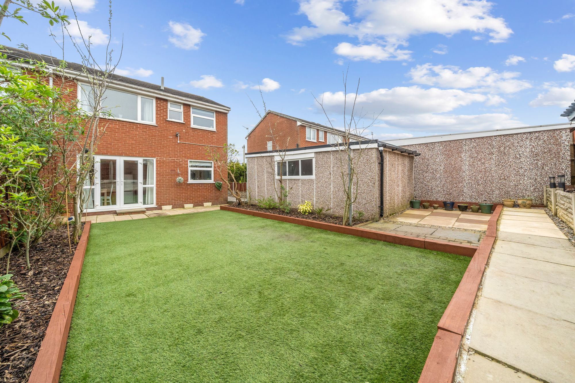 Glastonbury Avenue, Warrington