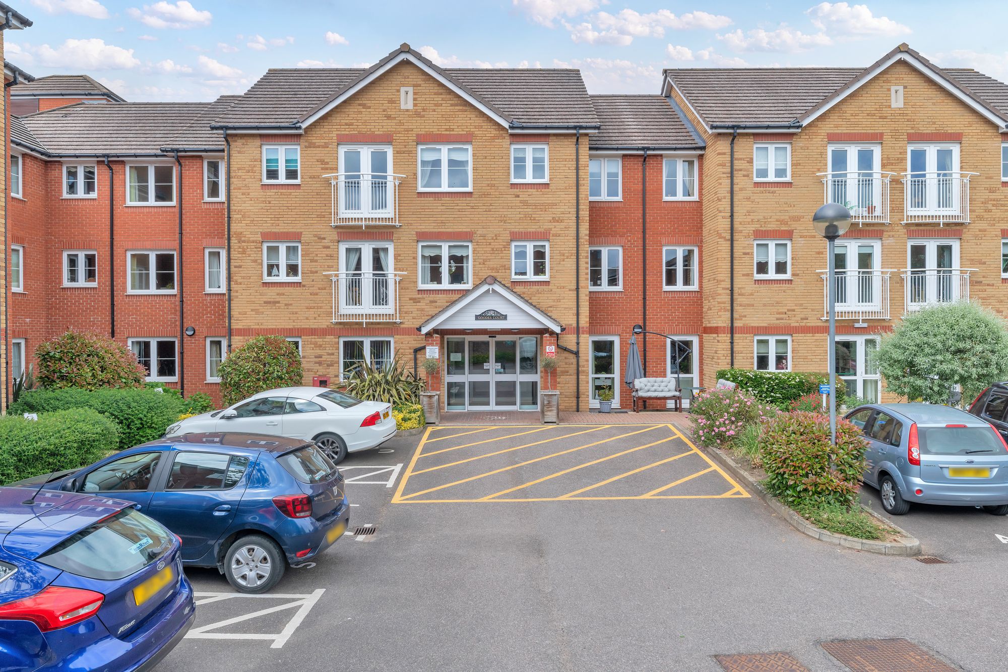 Goodes Court, Royston, SG8