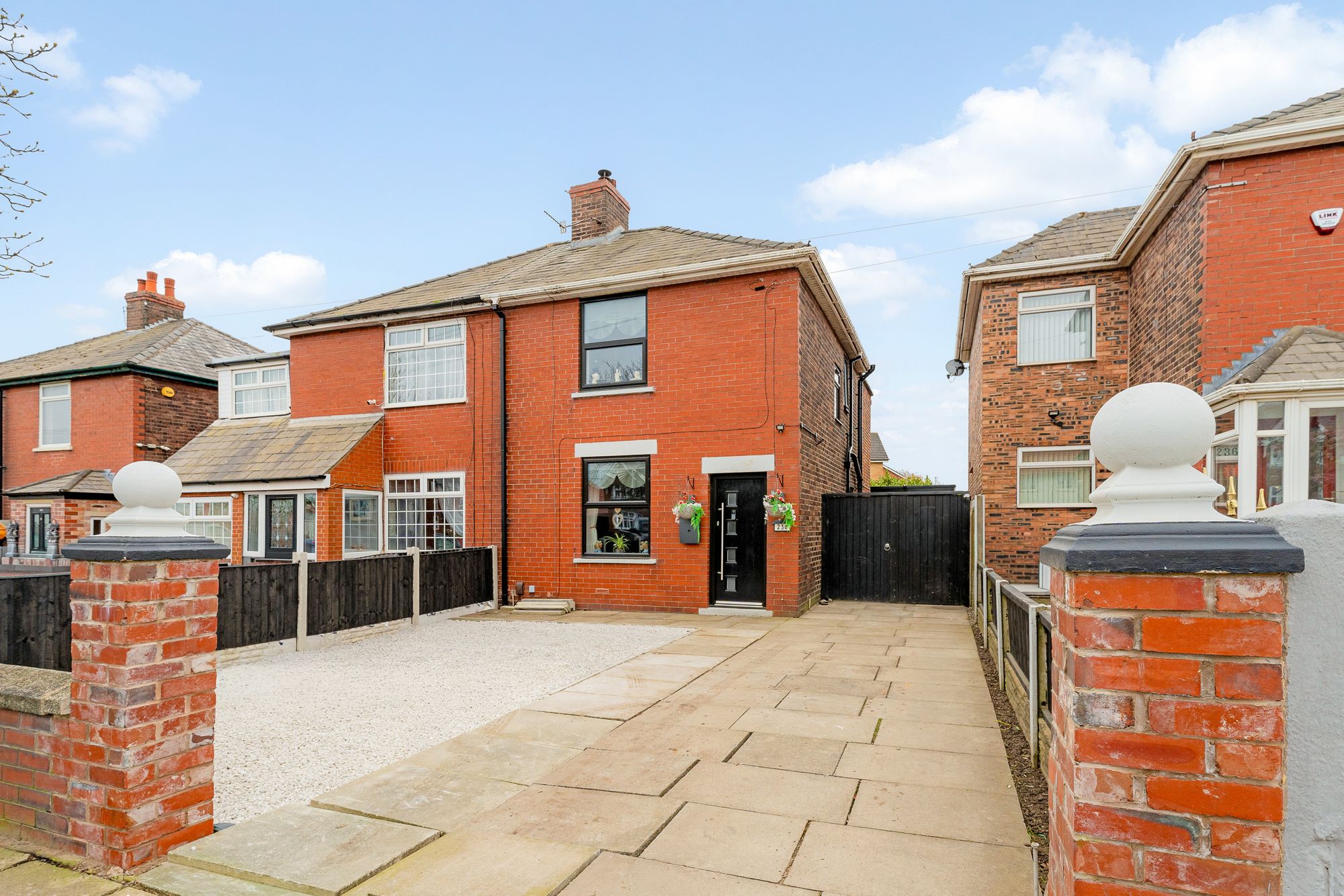 Derby Road, Widnes, WA8