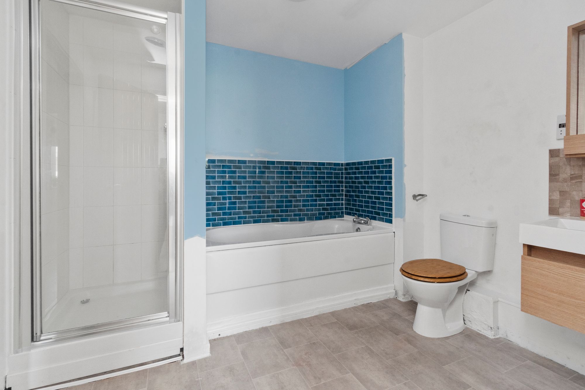 Dutton Court, Warrington, WA1