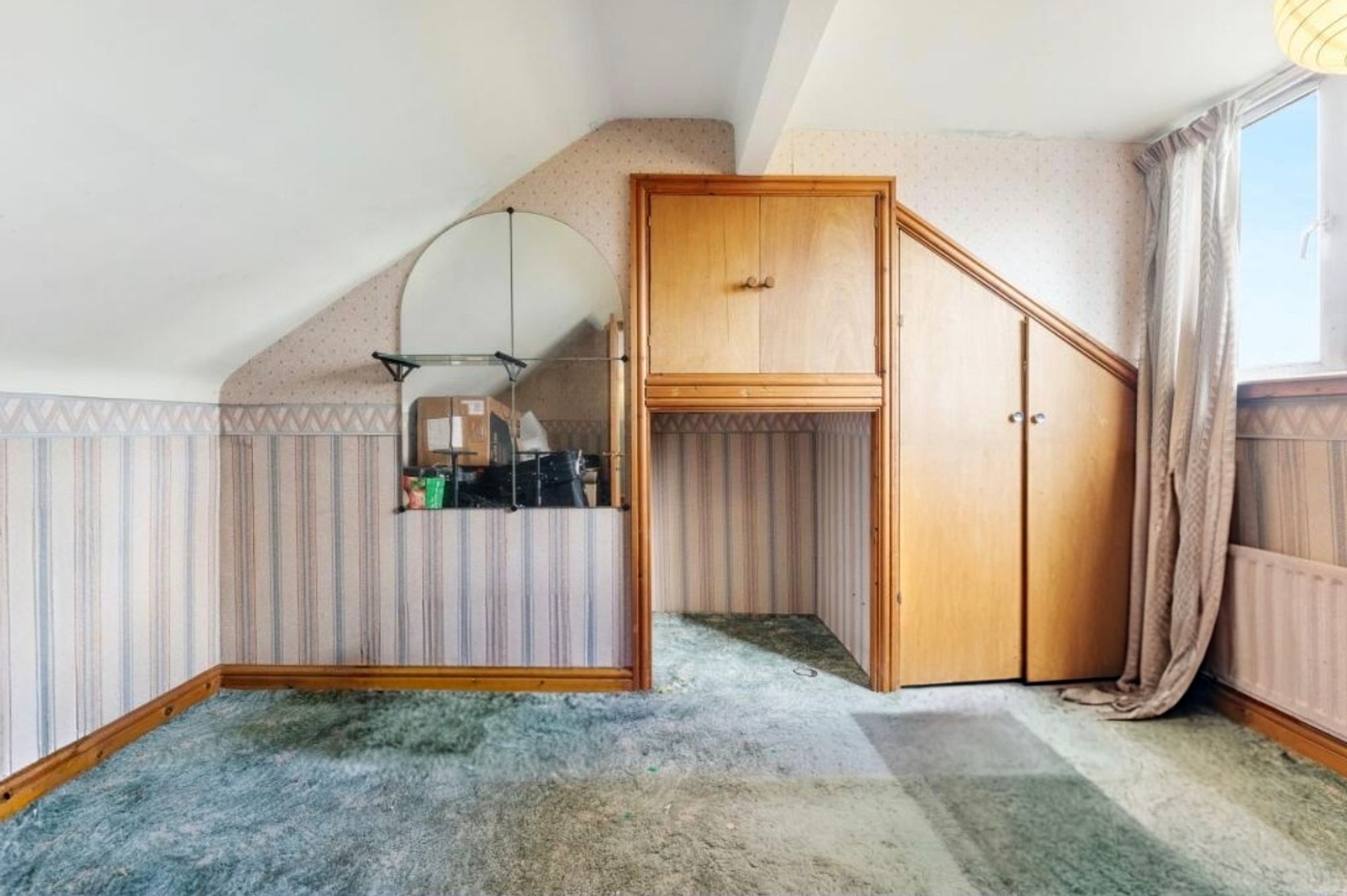 Cocklade Lane, Hale Village, L24