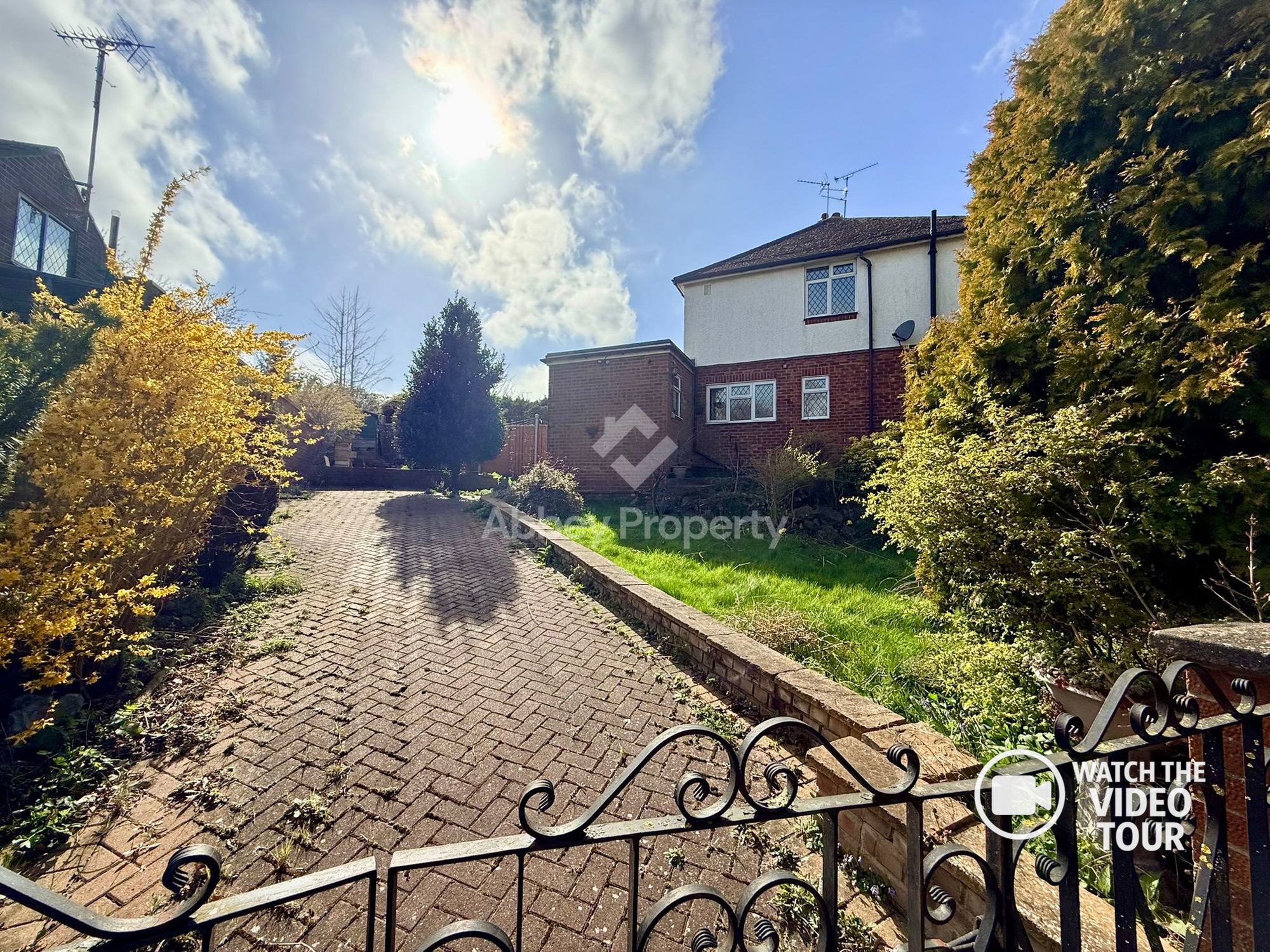 Turners Road South, Luton, LU2