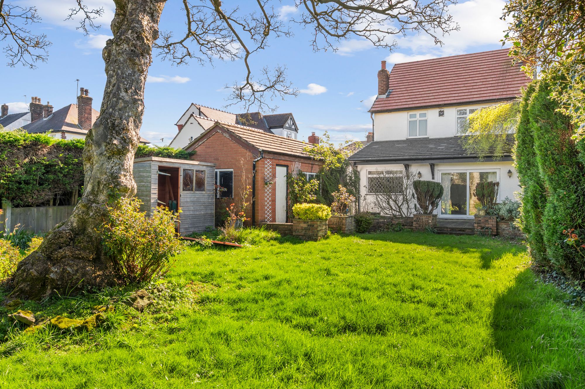 Hartington Road, Dentons Green, WA10