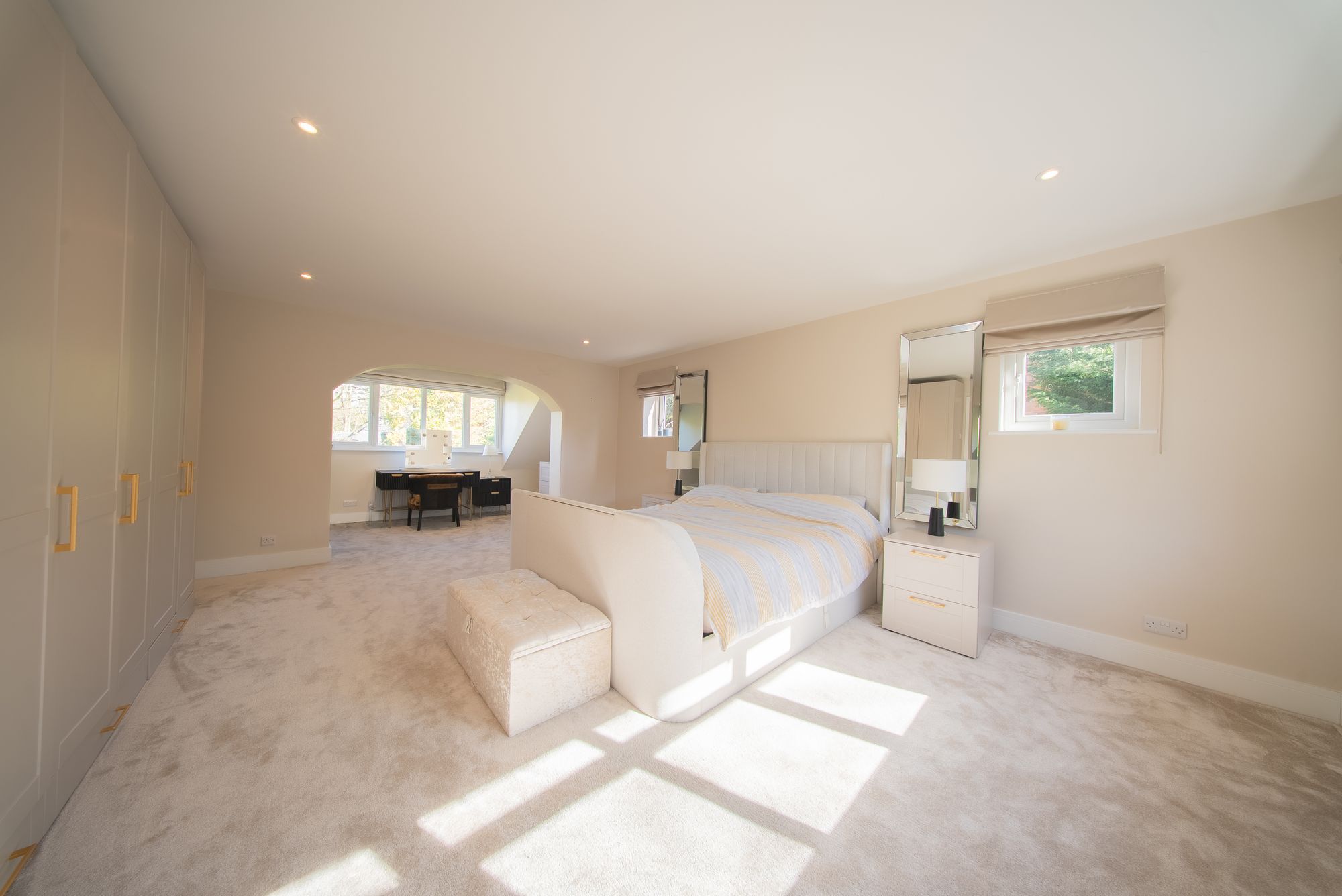 5 bedroom house for sale - Bentley Hurst