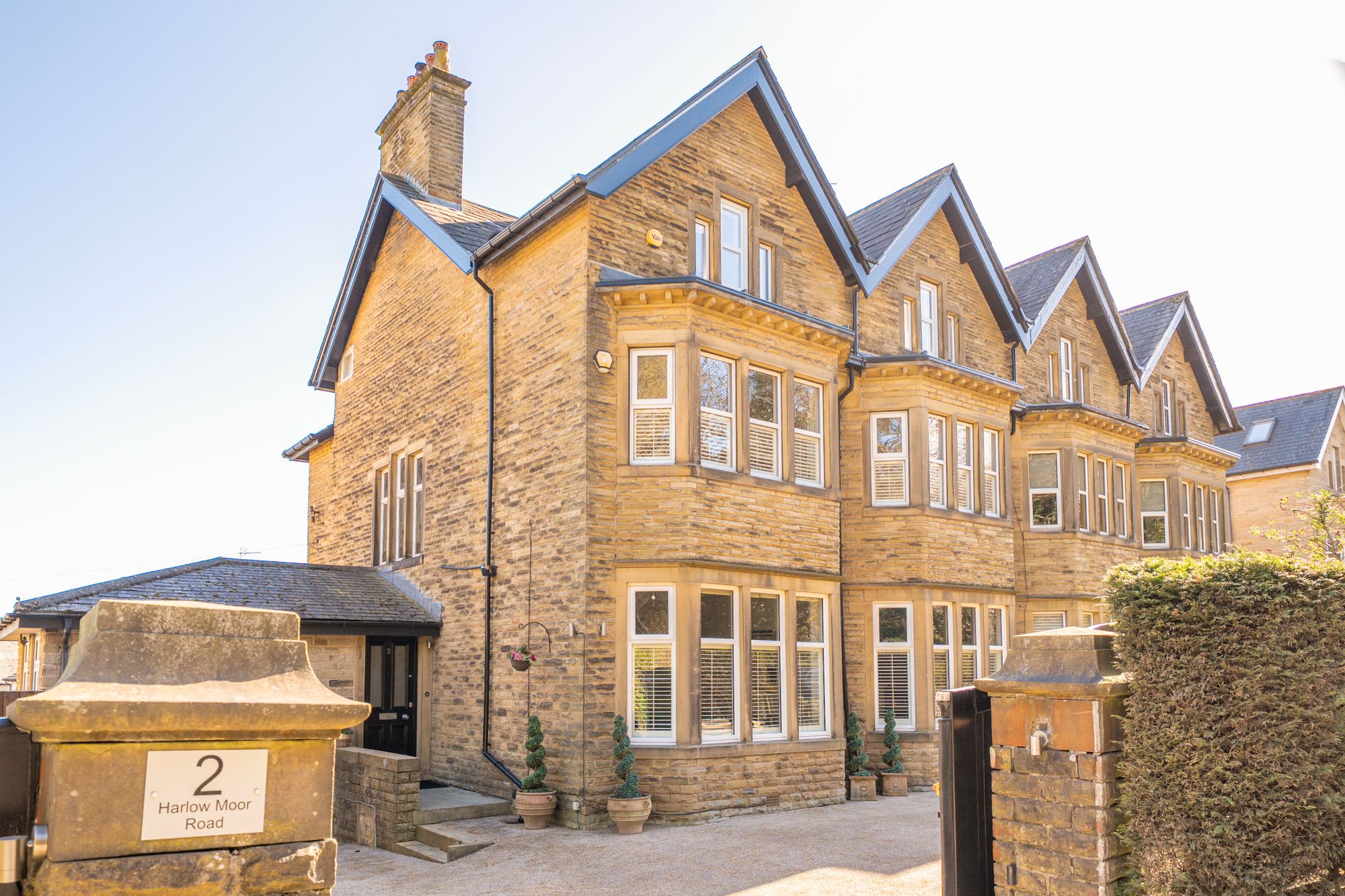 Harlow Moor Road, Harrogate, HG2