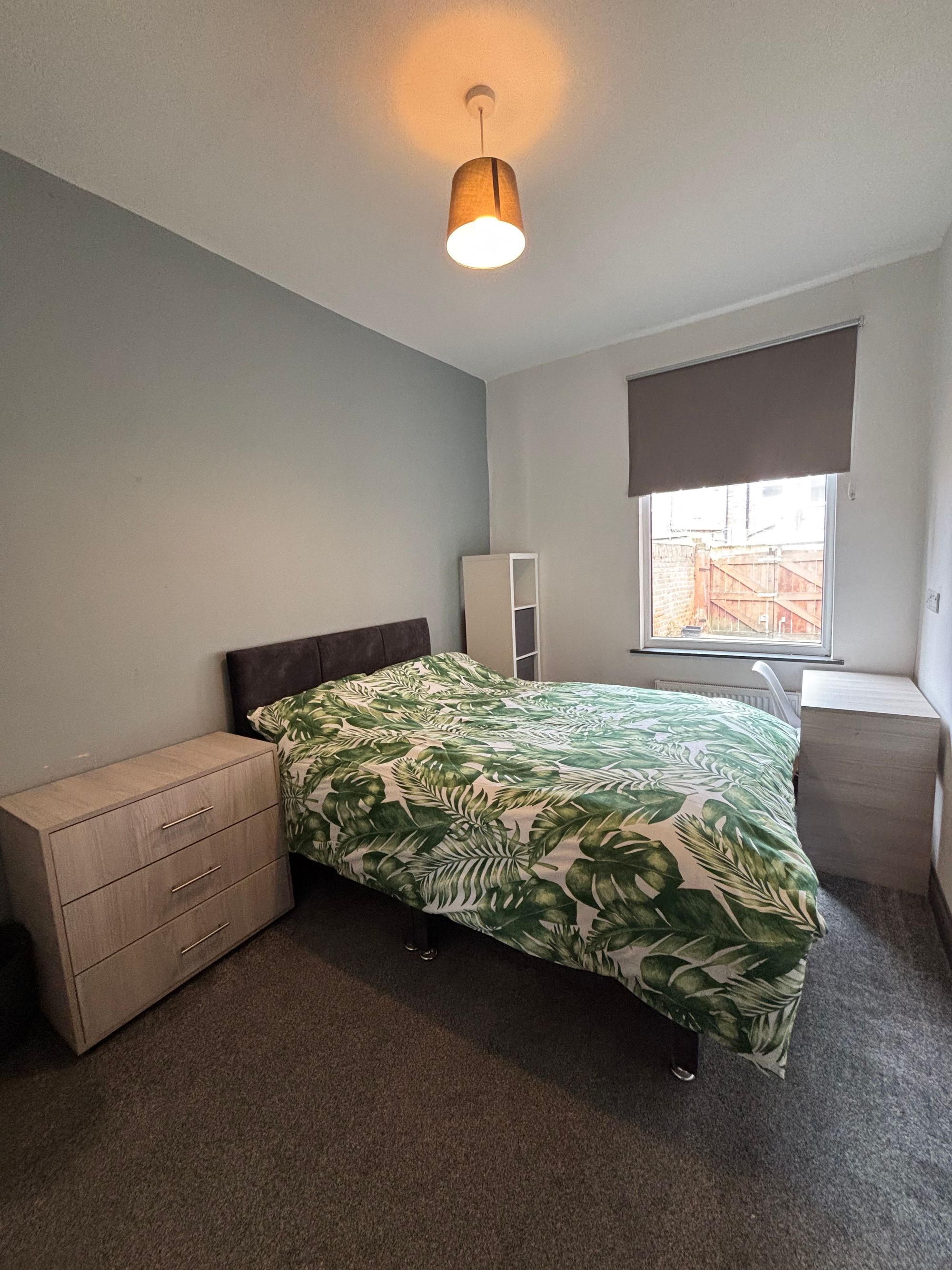 Room 2, 5 Montrose Street, Darlington