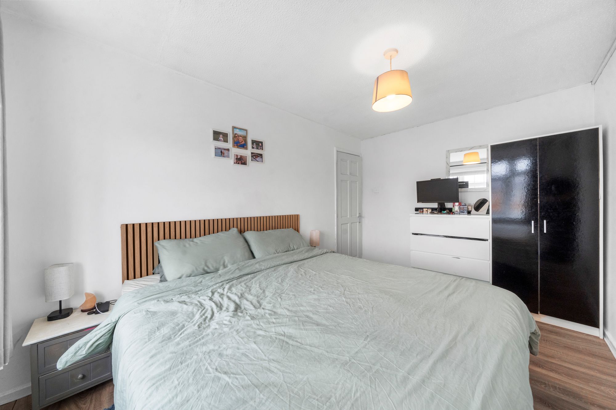 Oban Grove, Warrington