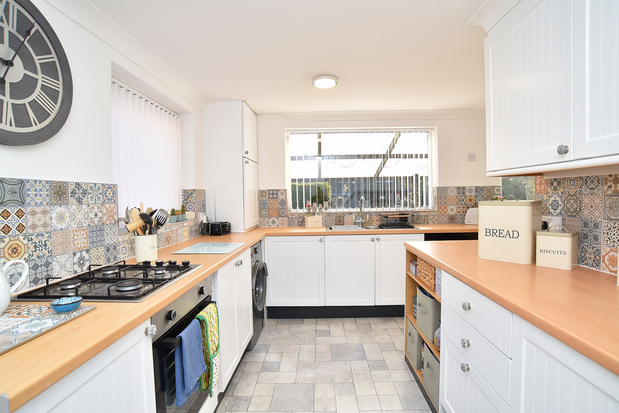Plompton Drive, Harrogate, HG2