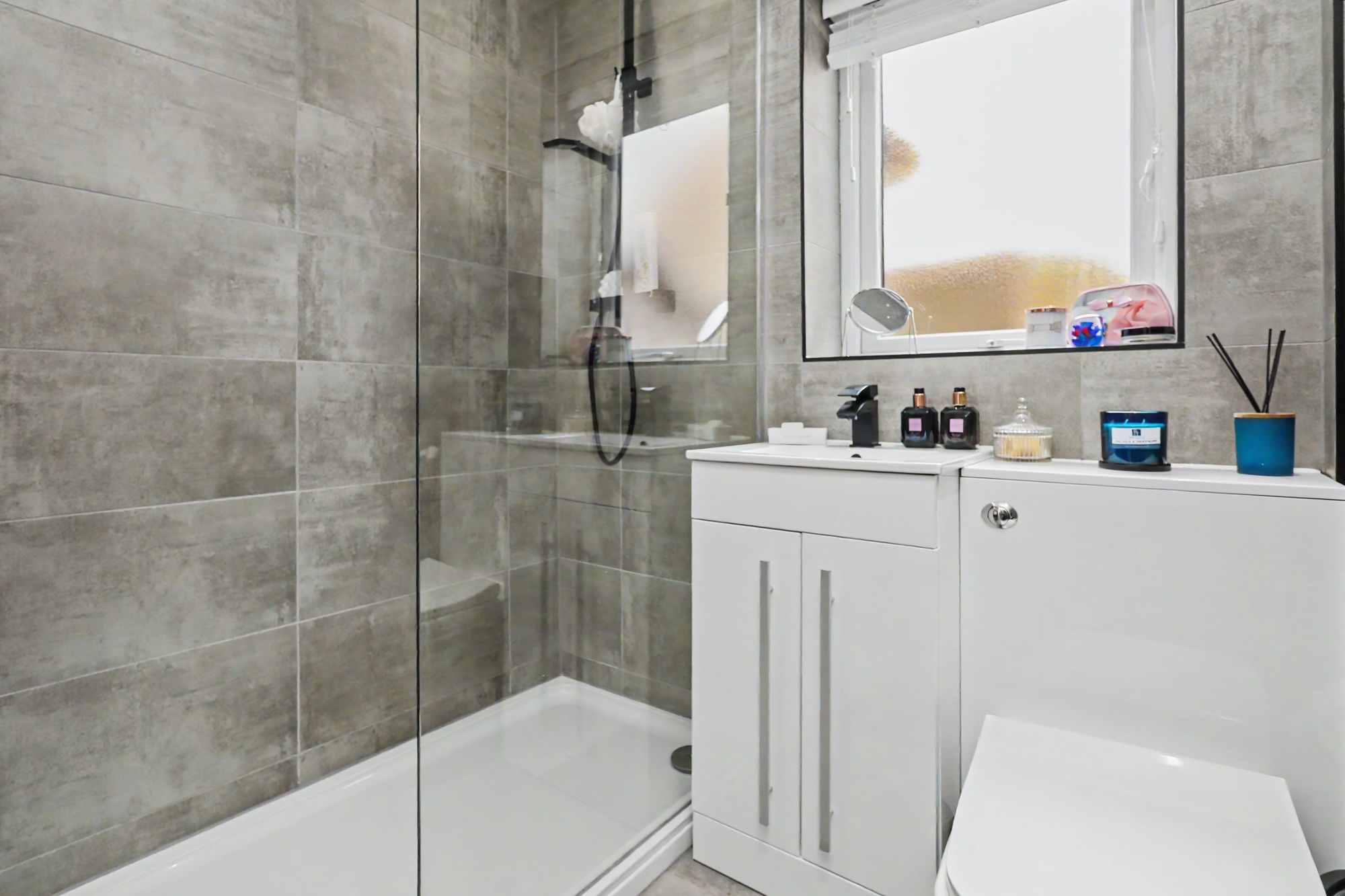 Rothesay Close, St. Helens