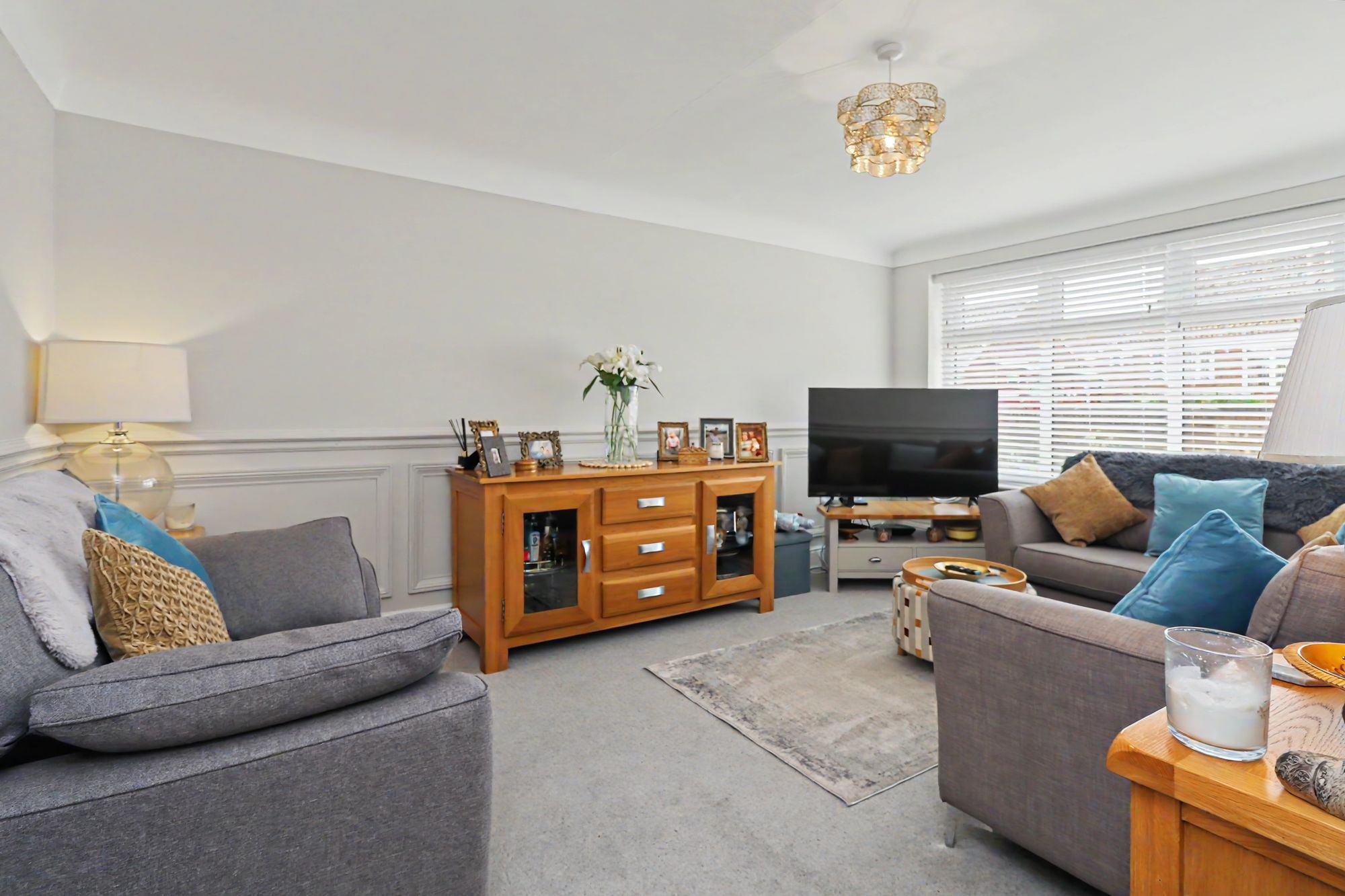 Rothesay Close, St. Helens