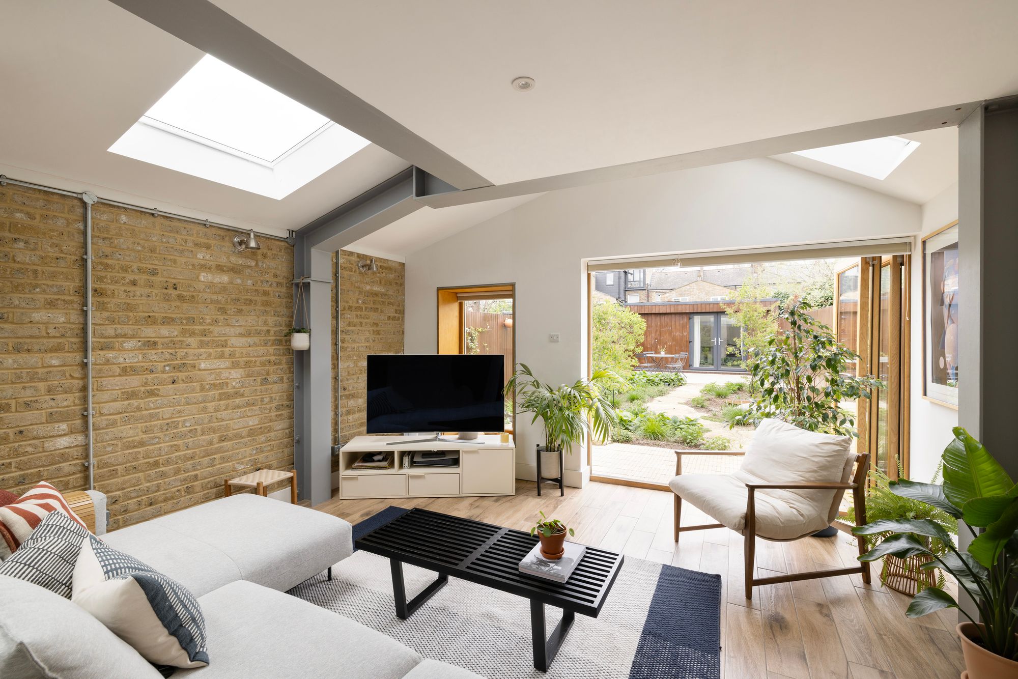 Story Of Home Reception Gordon Road Peckham SE15 11