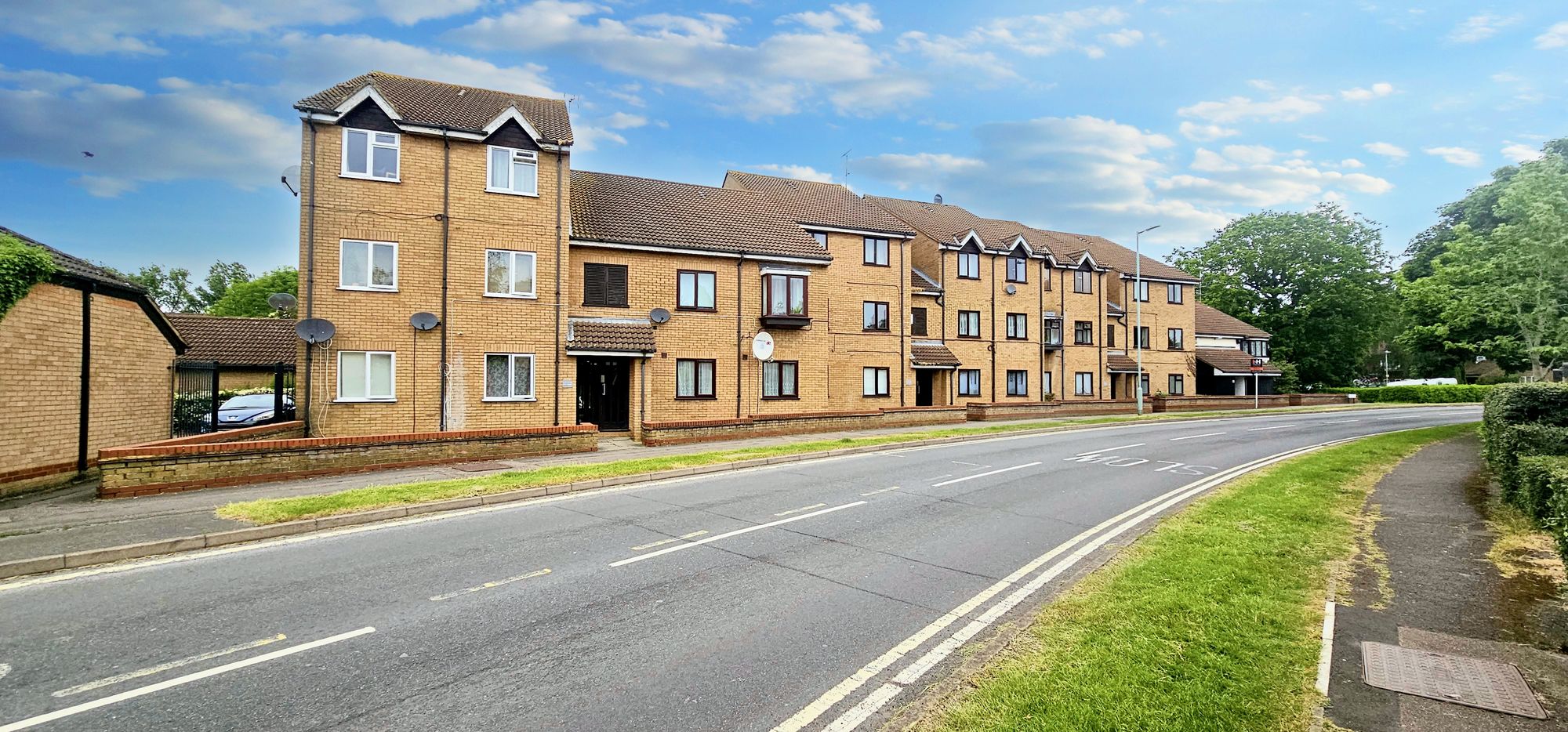 Studio Way, Borehamwood, WD6