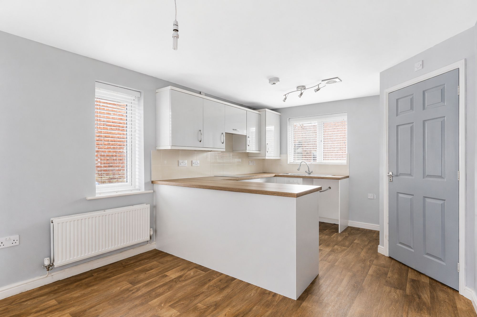 e68df28f-d9c8-440d-b6fa-c2087300af1c