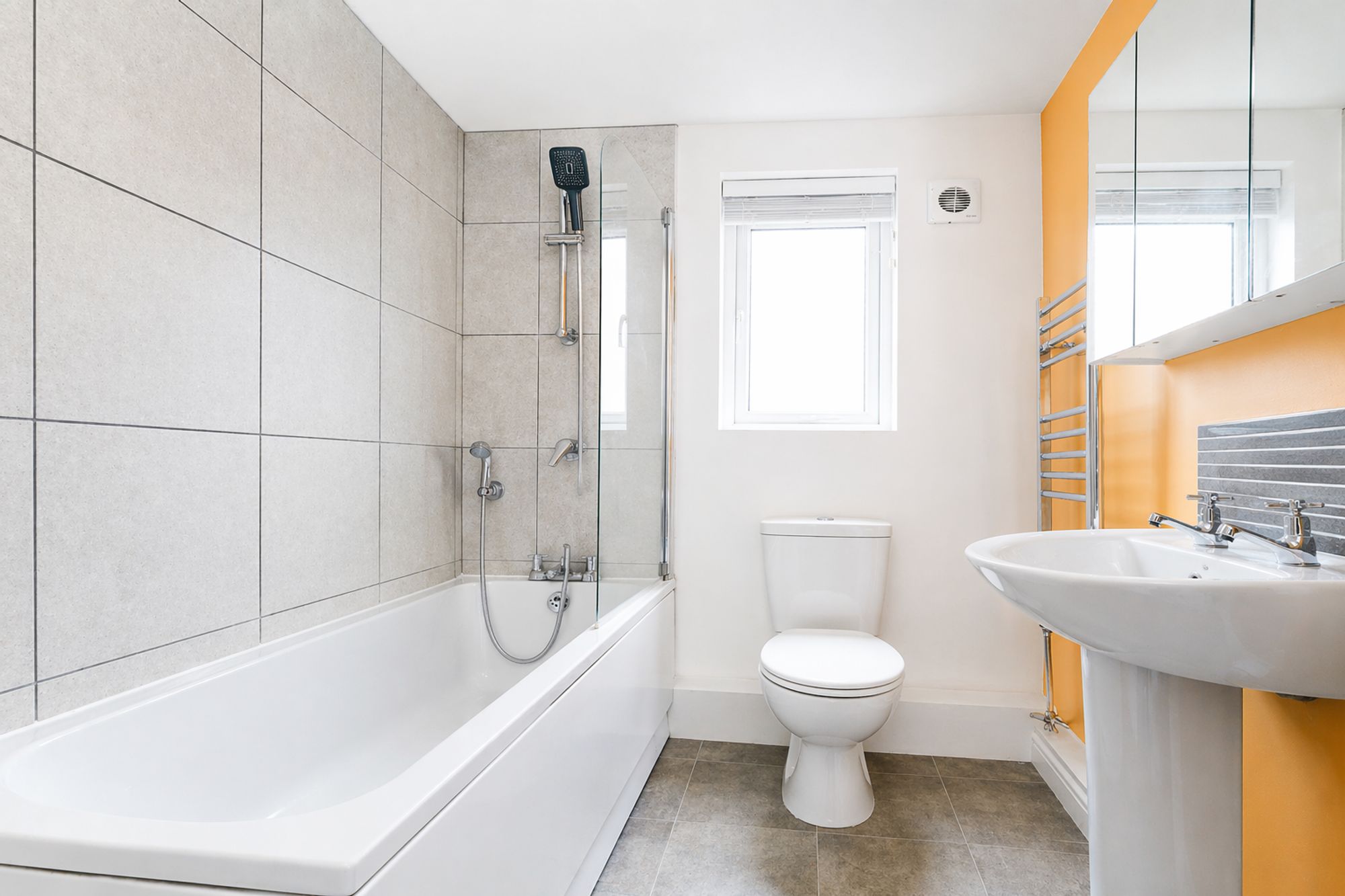 5b12dc30-4252-468b-9c03-65c04ab9adc8