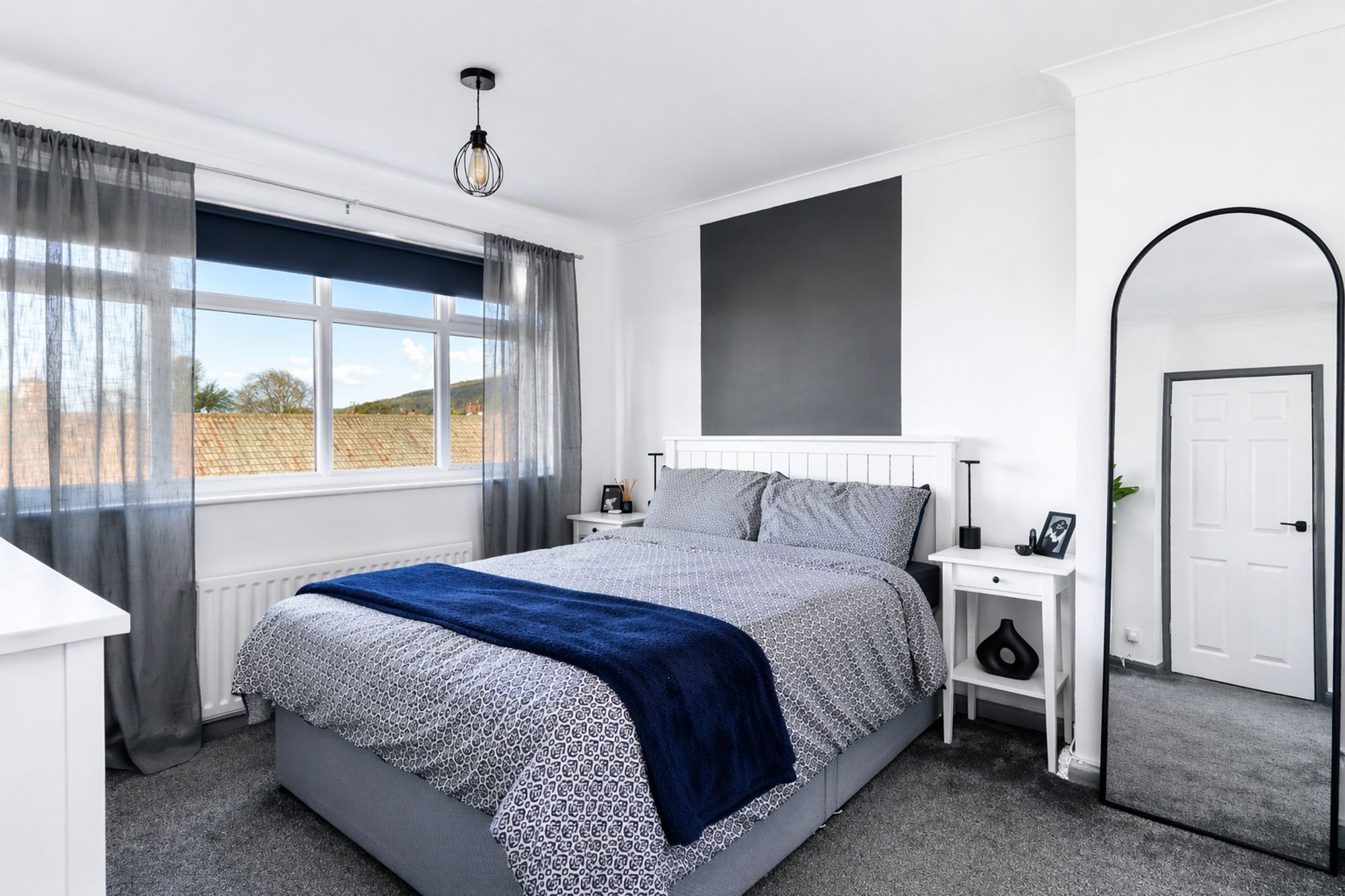 5e80df92-5530-4b6c-a275-940b1e4bfbfb