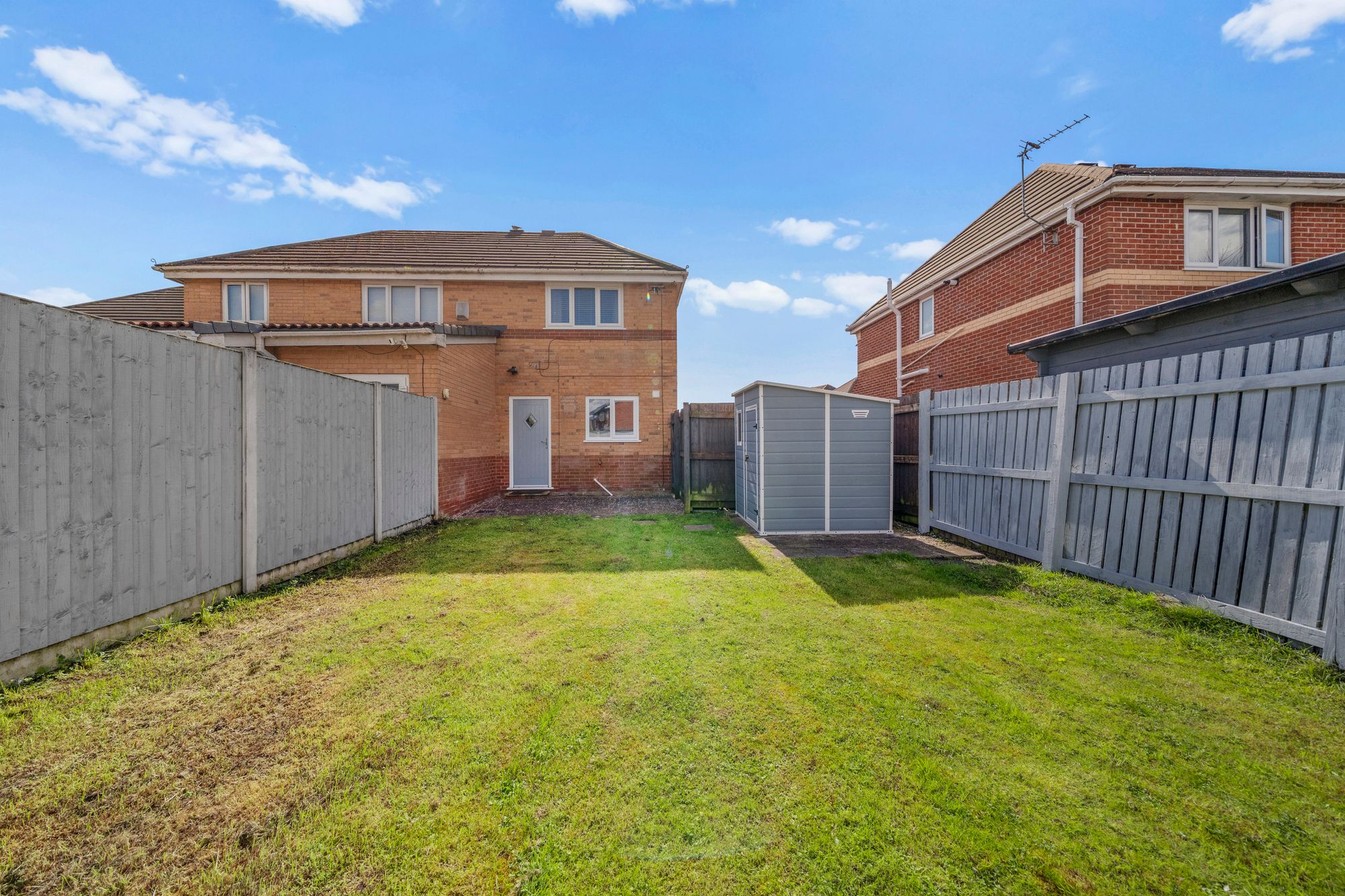 Fieldfare Close, Warrington
