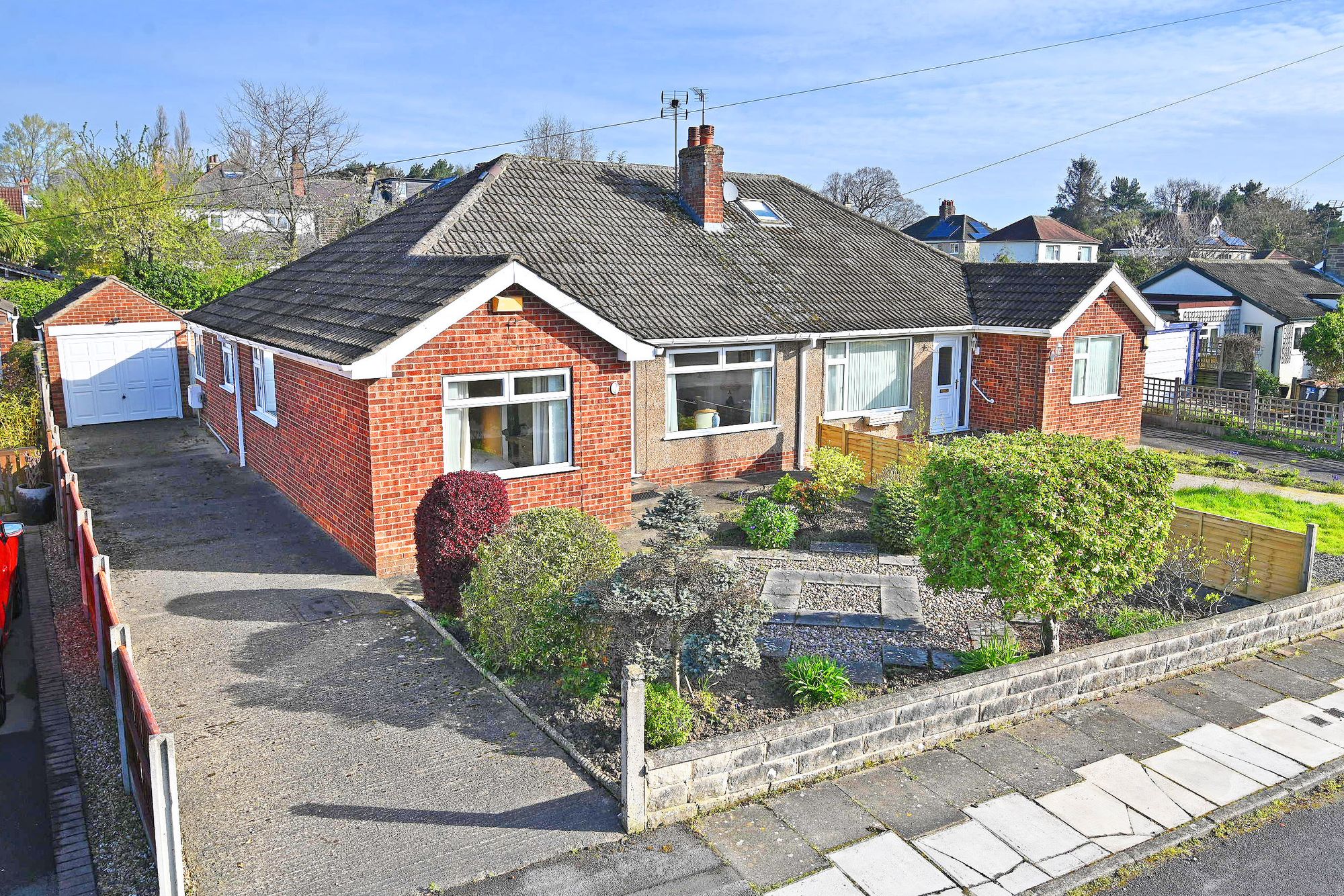 Moorland Close, Harrogate, HG2