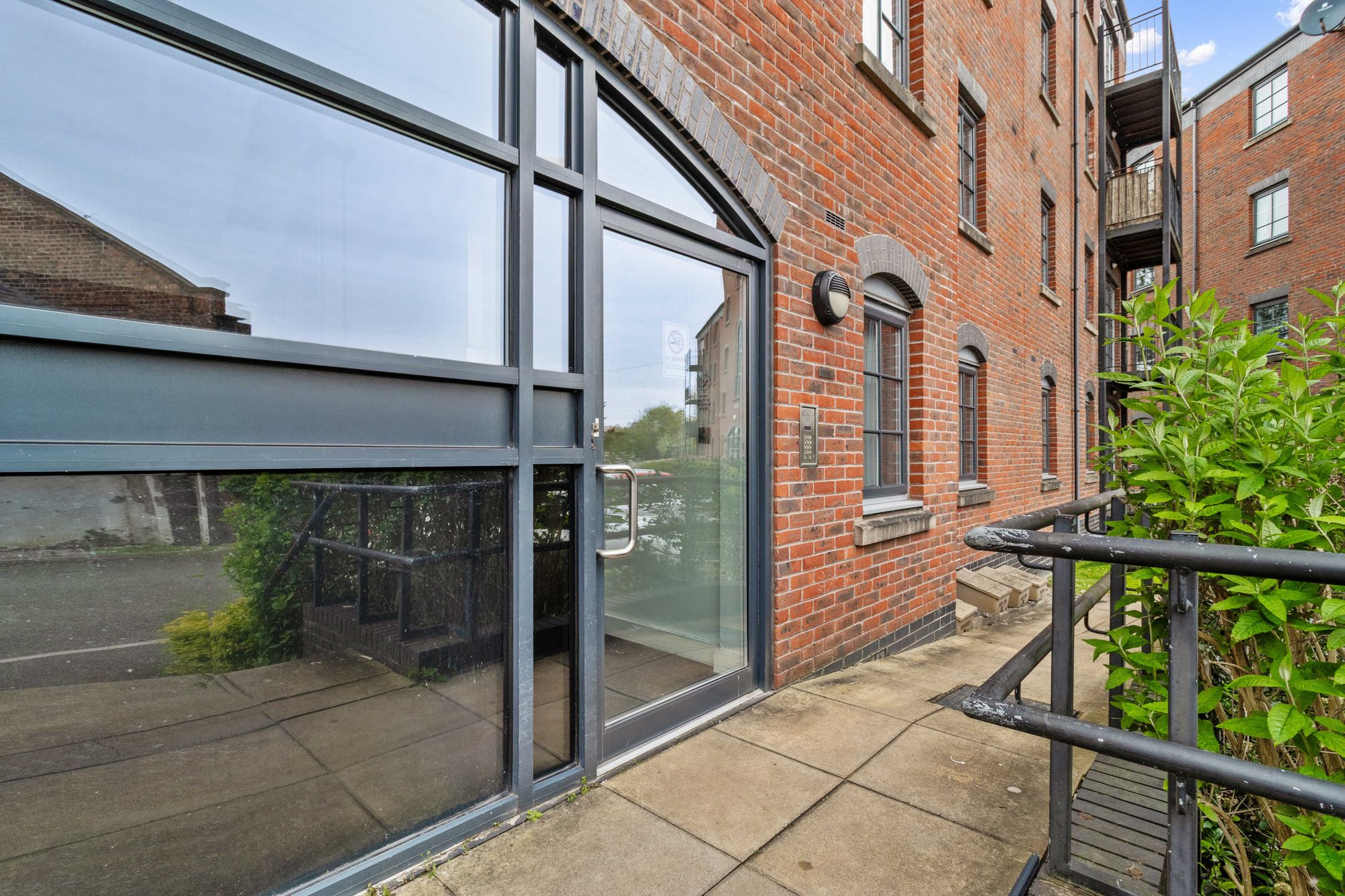 Elphins Drive, Beaumont Court, WA4