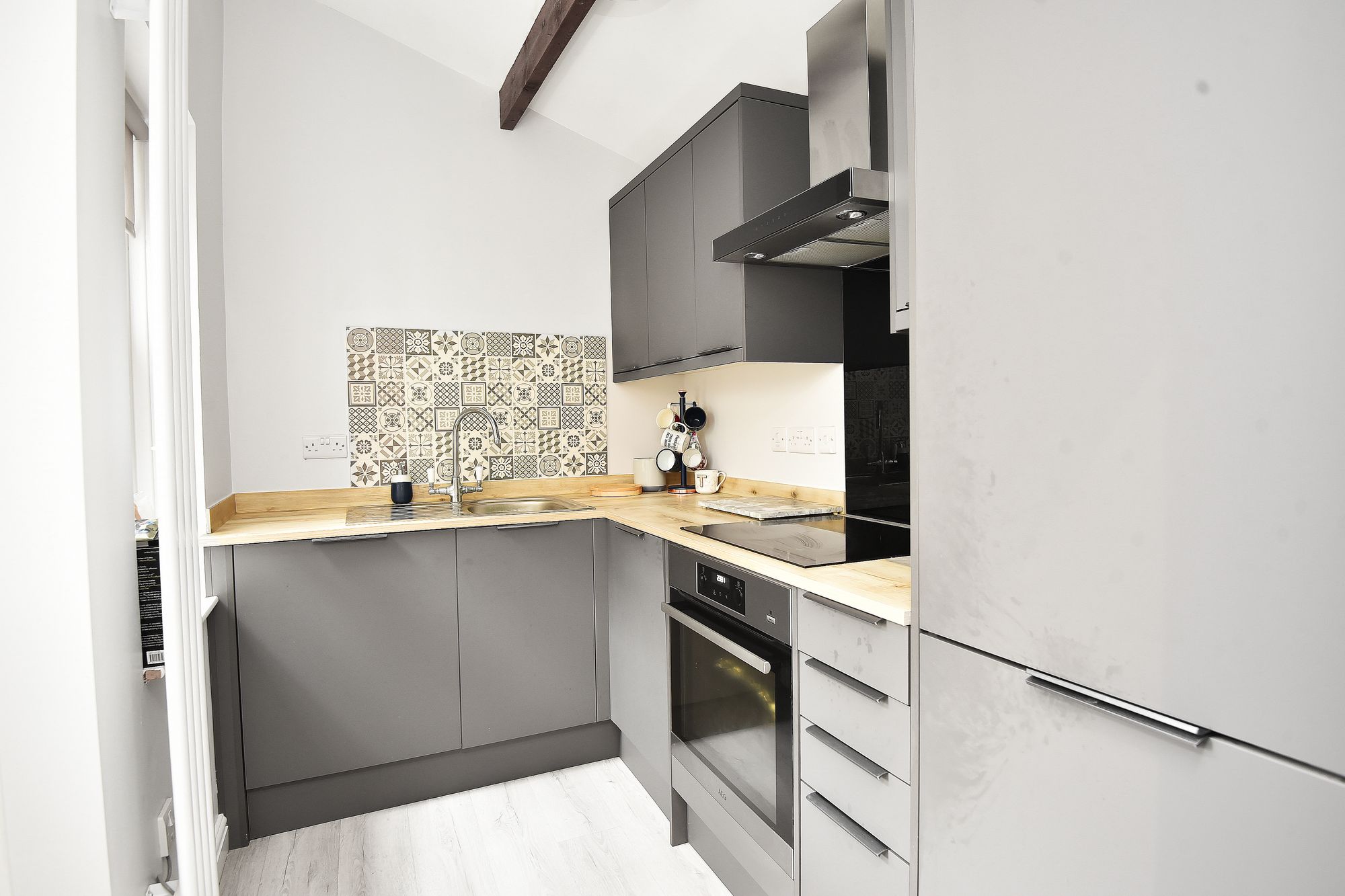 Flat A, 1 West Cliffe Terrace, Harrogate, HG2 0PT