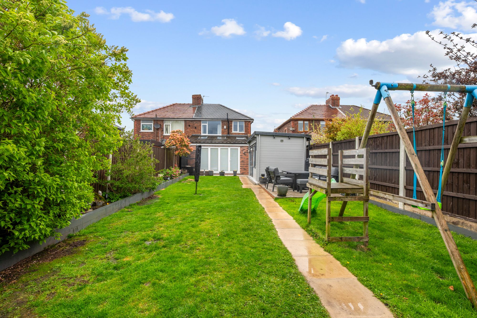 Fairway, Windle, WA10