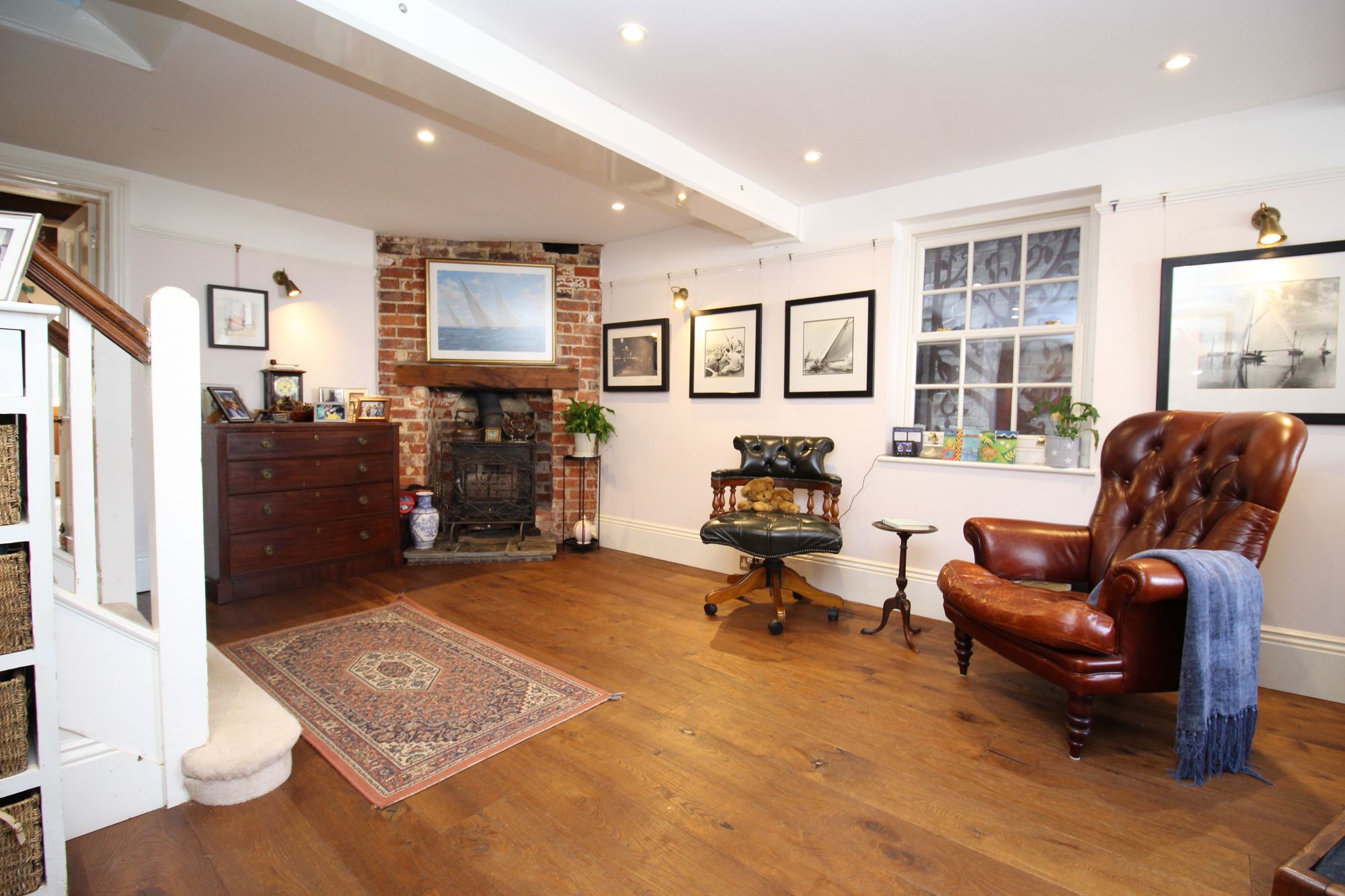 23 High Street, Botley