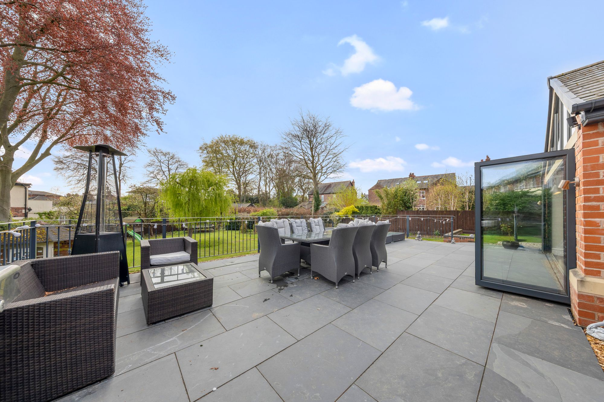 West Avenue, Warrington